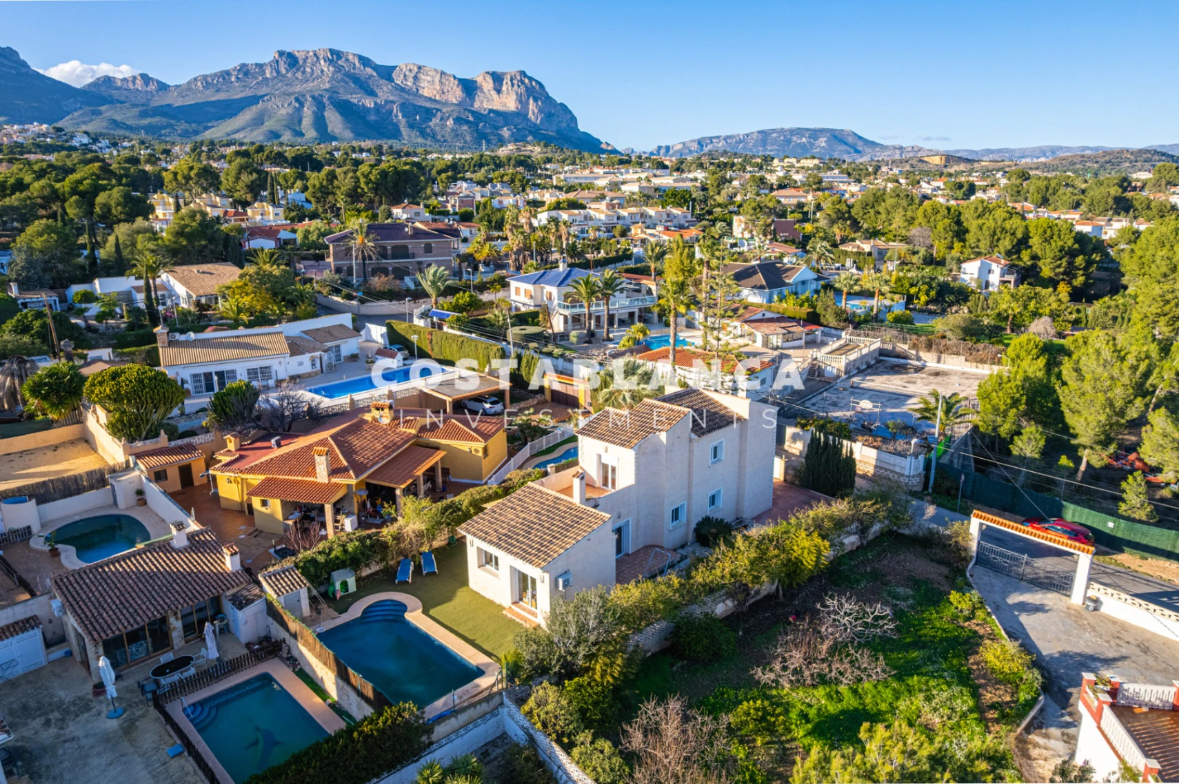Vente d'une villa indépendante bien située avec piscine à La Nucia.