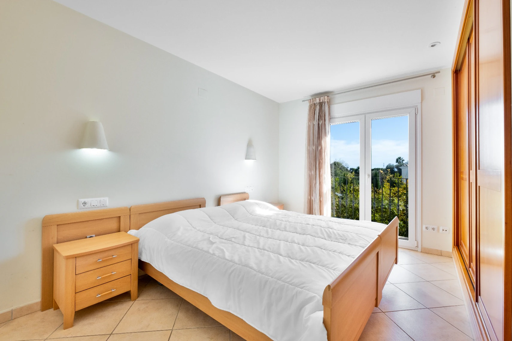 Spacious Mediterranean Home for sale with Pool Near the Coast in Benissa