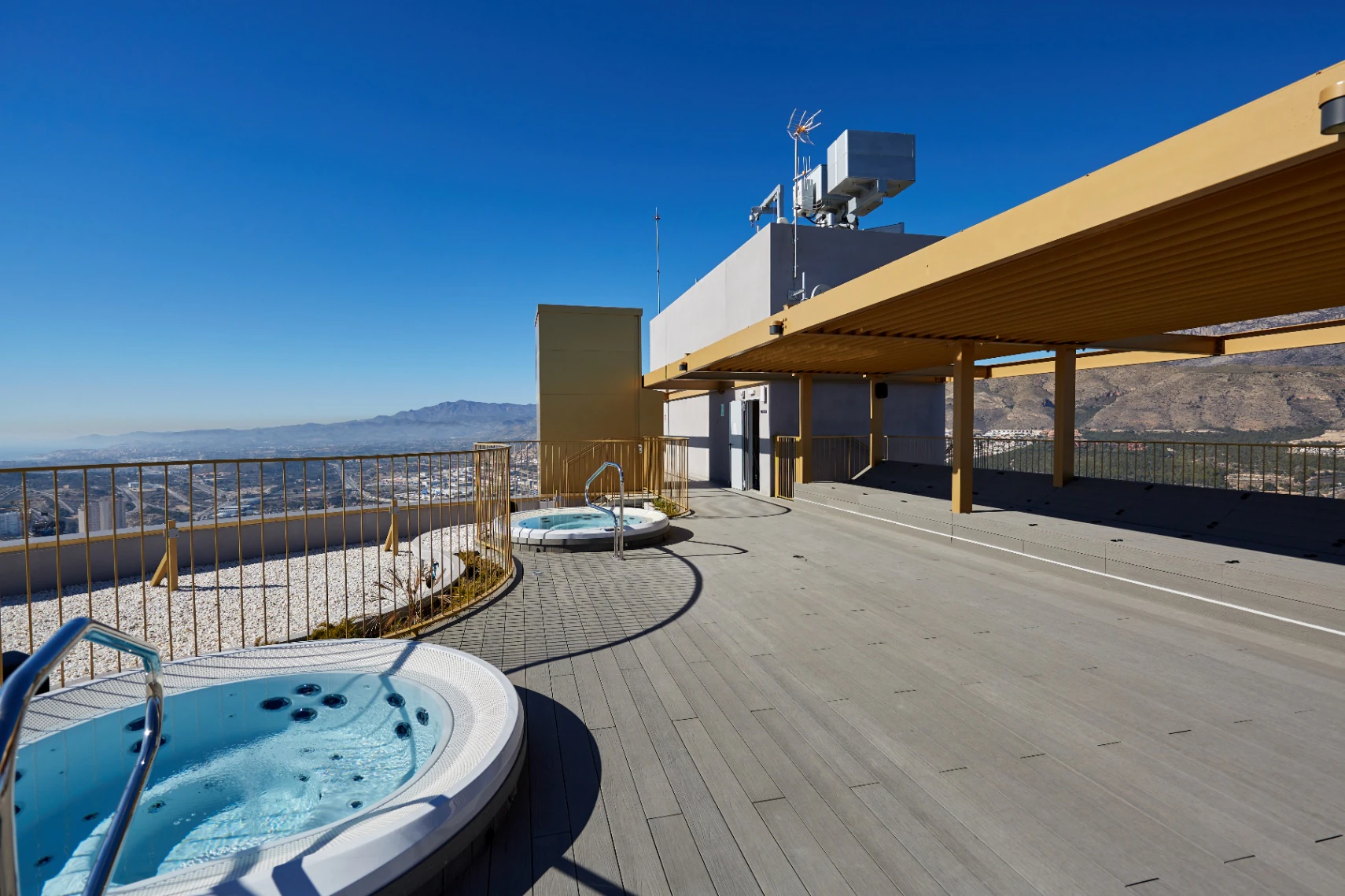 43. Etage Residence mit Meer- und Bergblick zu verkaufen in Benidorm