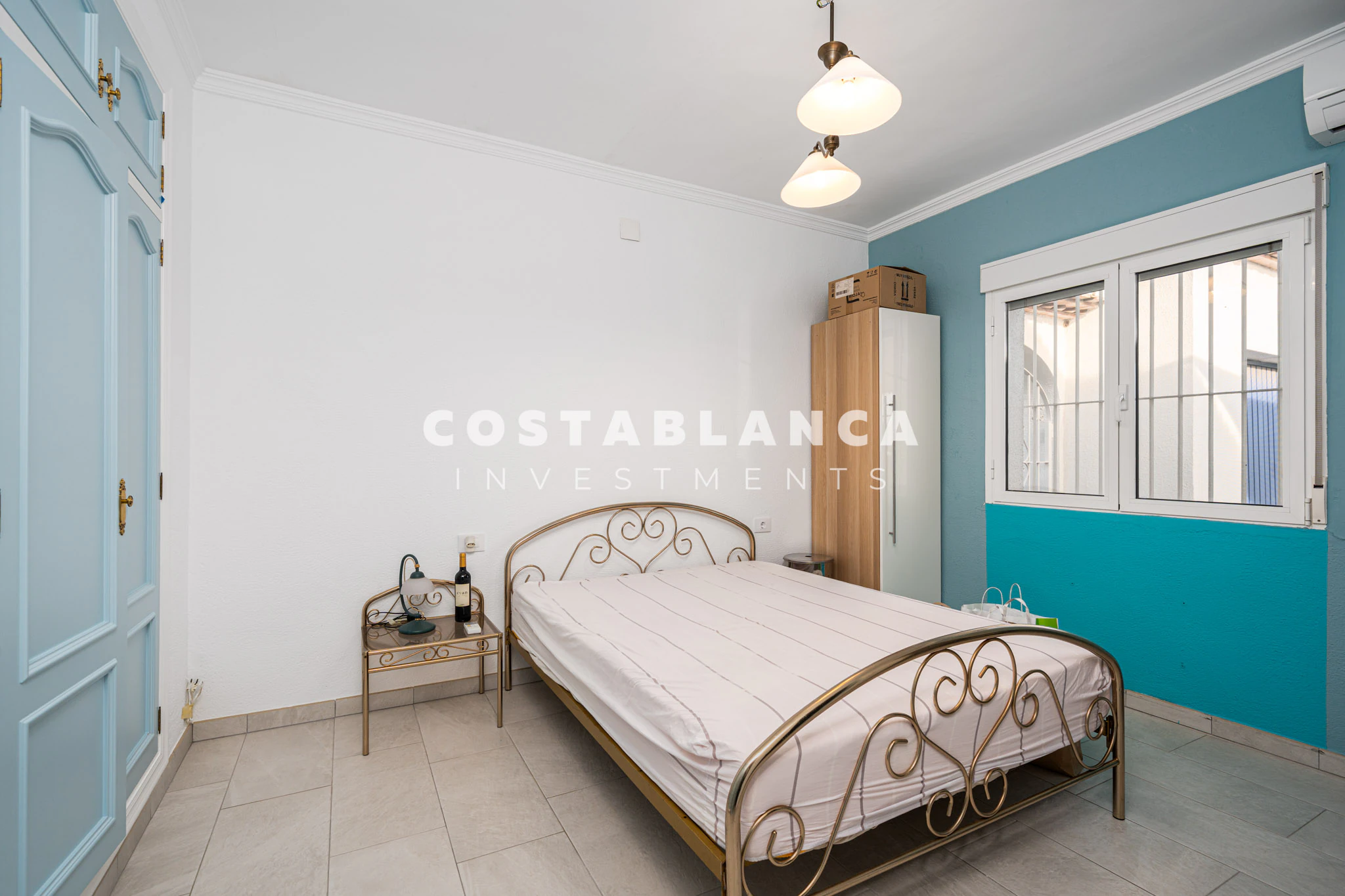 Fully Modernized Luxury Villa with Guest Apartment and Solar Energy for sale in Denia