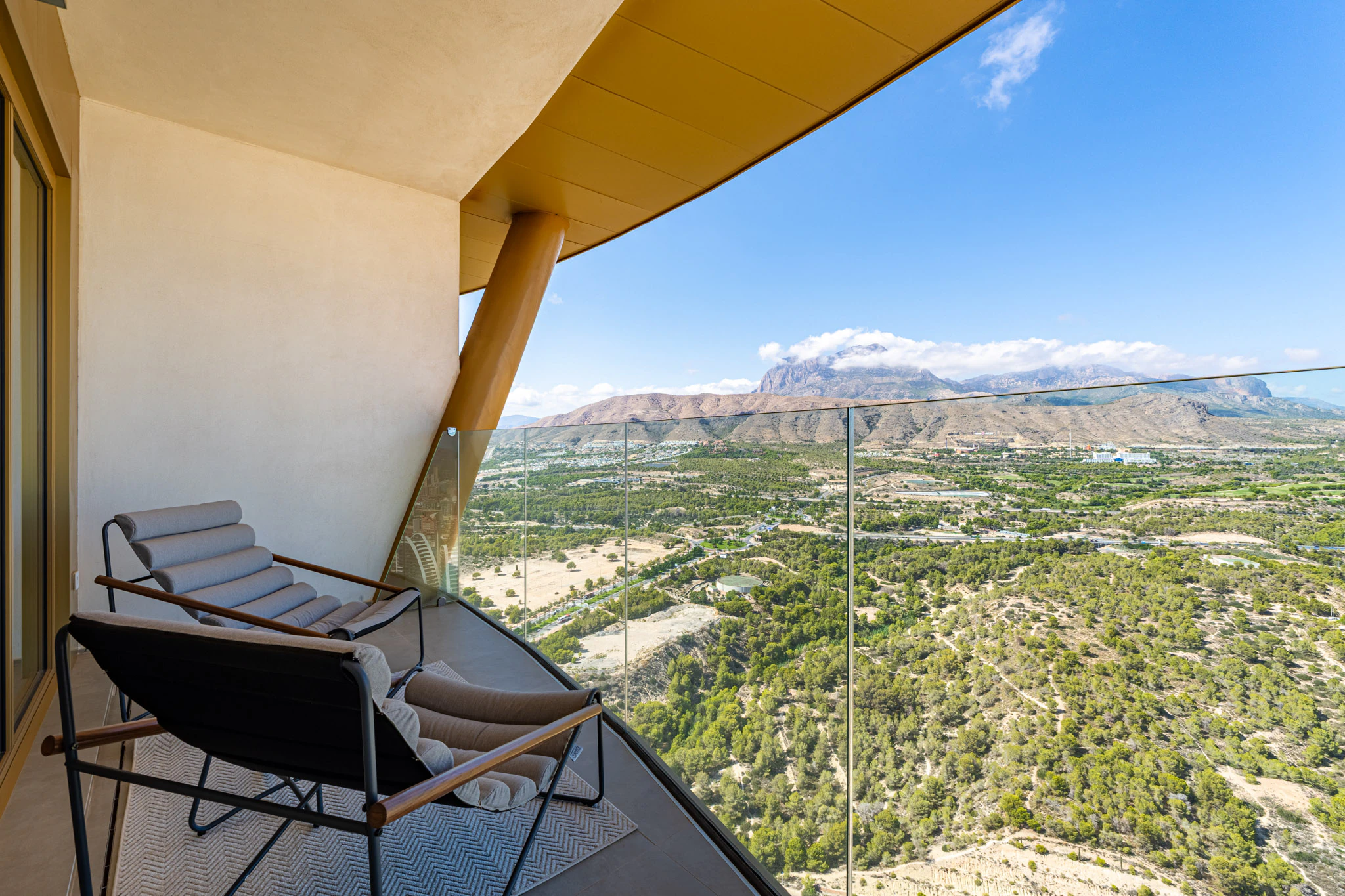 43. Etage Residence mit Meer- und Bergblick zu verkaufen in Benidorm