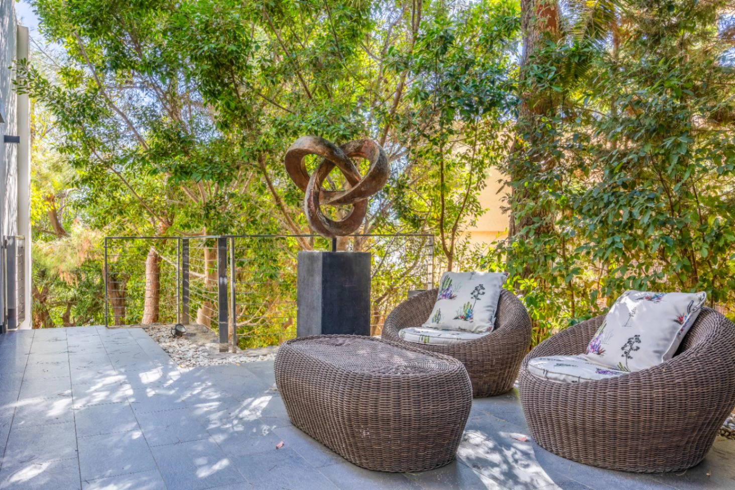 Exclusive Villa in Altea La Vella with a Roof deck and sea Views for sale