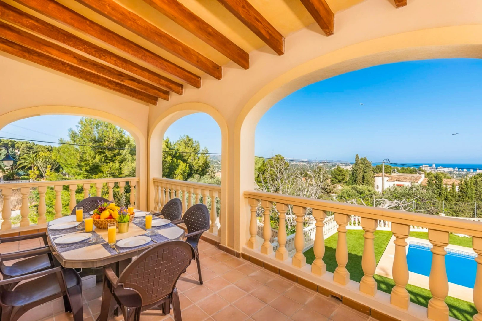 Villa for sale in Calpe With Tourist licence and sea Views