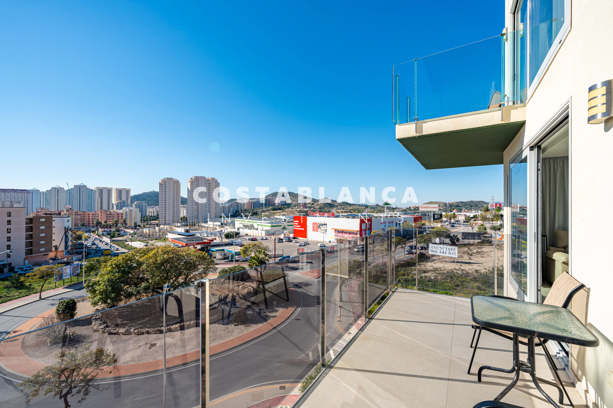 Stylish 2 Bedroom apartment Near Beach and Shopping for sale in Finestrat
