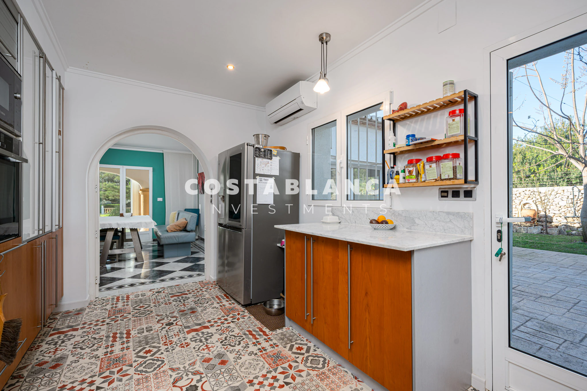 Fully Modernized Luxury Villa with Guest Apartment and Solar Energy for sale in Denia