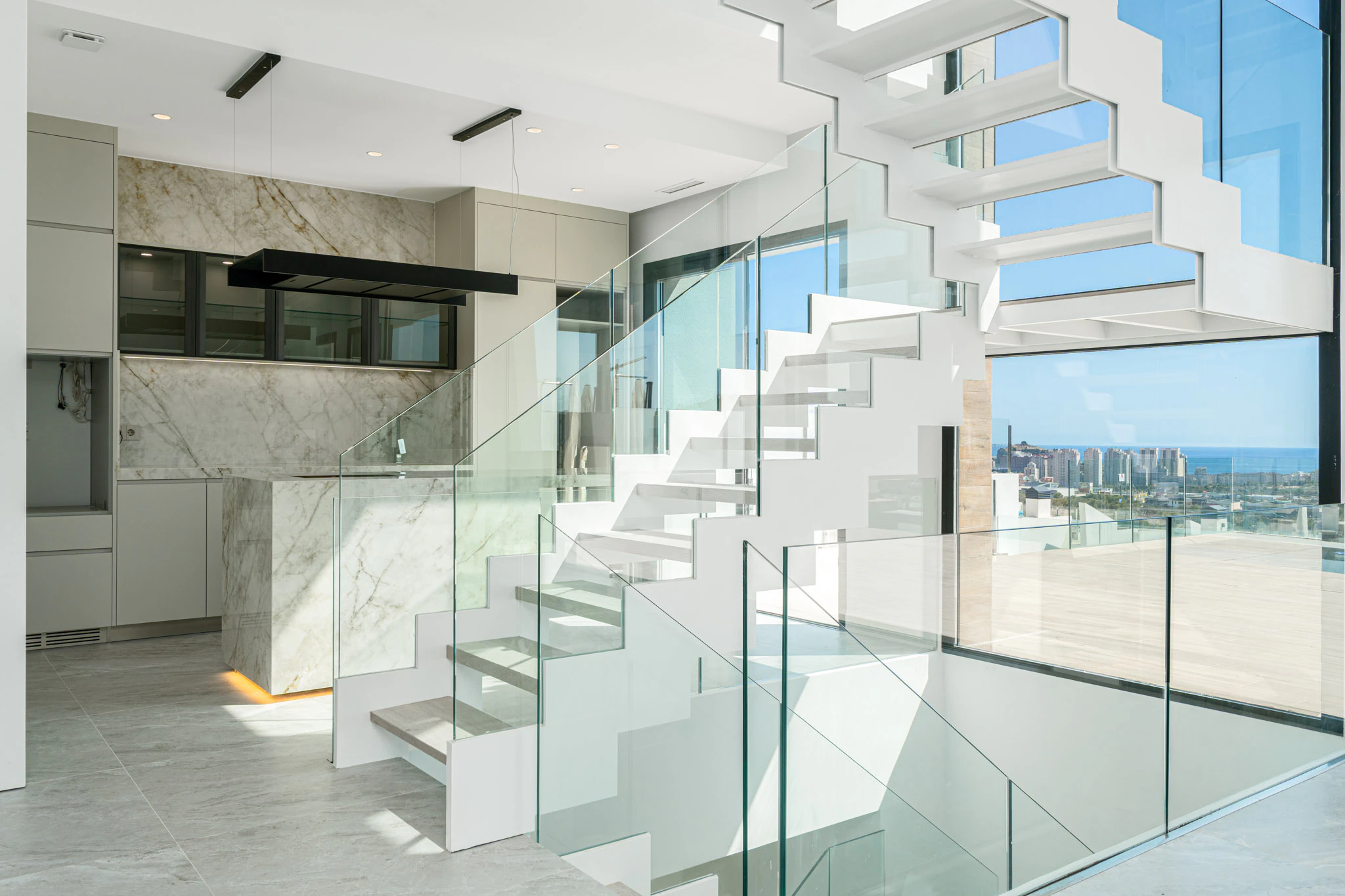 Neubau Moderne Villa zu verkaufen in Finestrat mit Meer- und Bergblick - Fertigstellungstermin: Dezember 2026