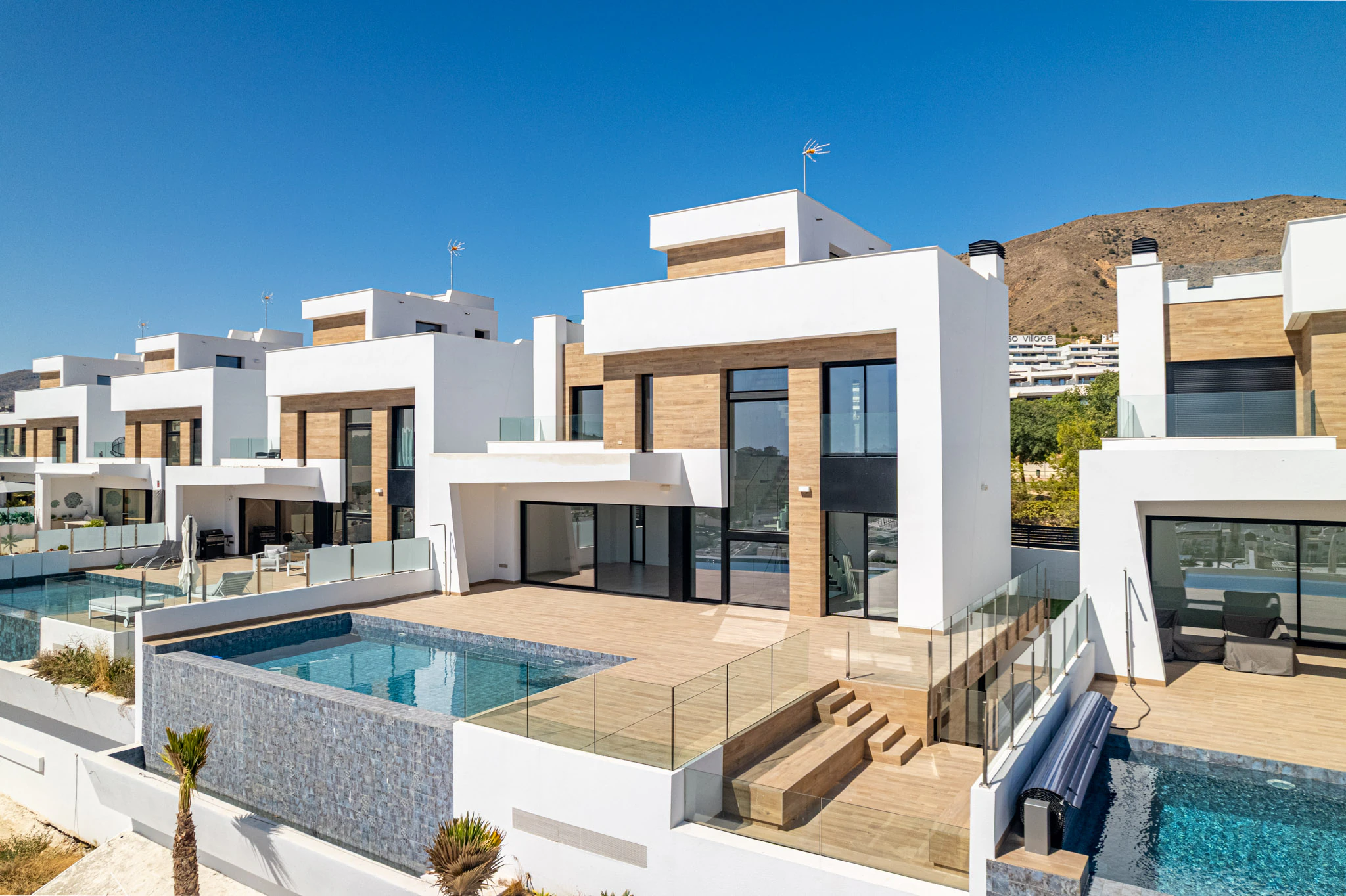Neubau Moderne Villa zu verkaufen in Finestrat mit Meer- und Bergblick - Fertigstellungstermin: Dezember 2026