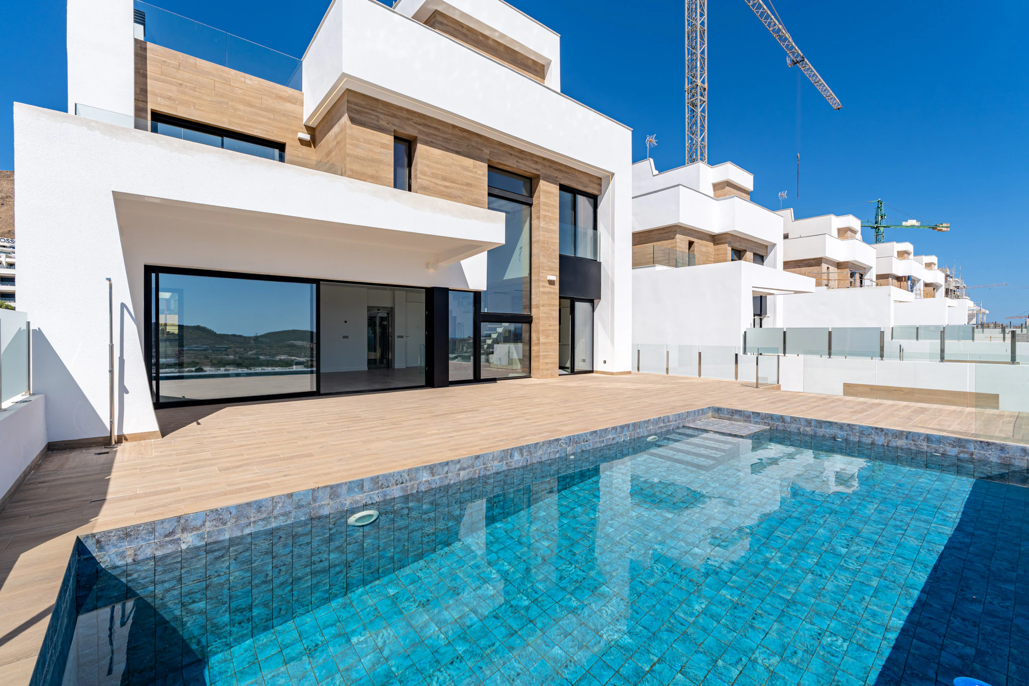 Neubau Moderne Villa zu verkaufen in Finestrat mit Meer- und Bergblick - Fertigstellungstermin: Dezember 2026