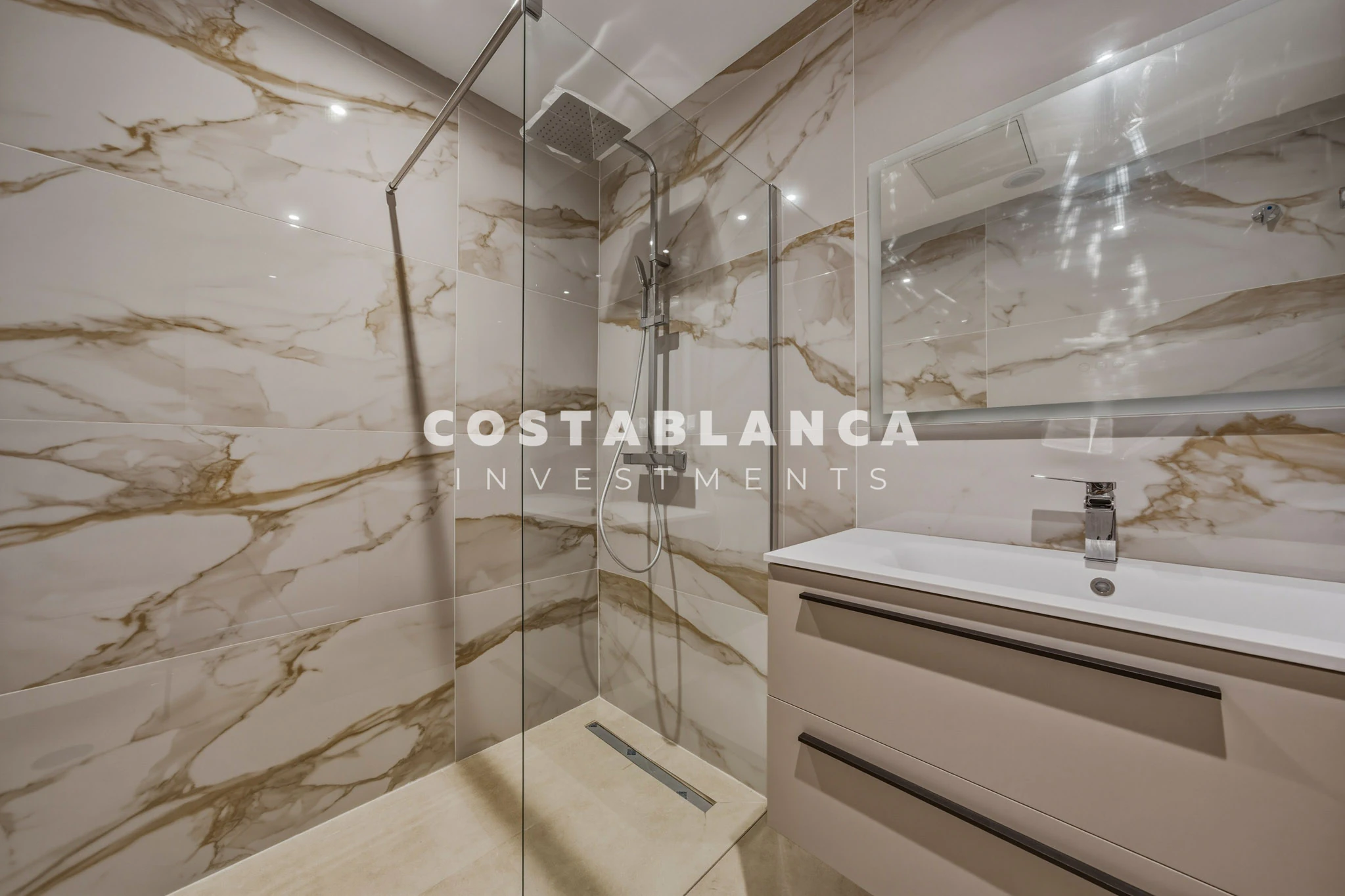 Villa moderna de lujo de nueva construcción en Albir - Llave en mano