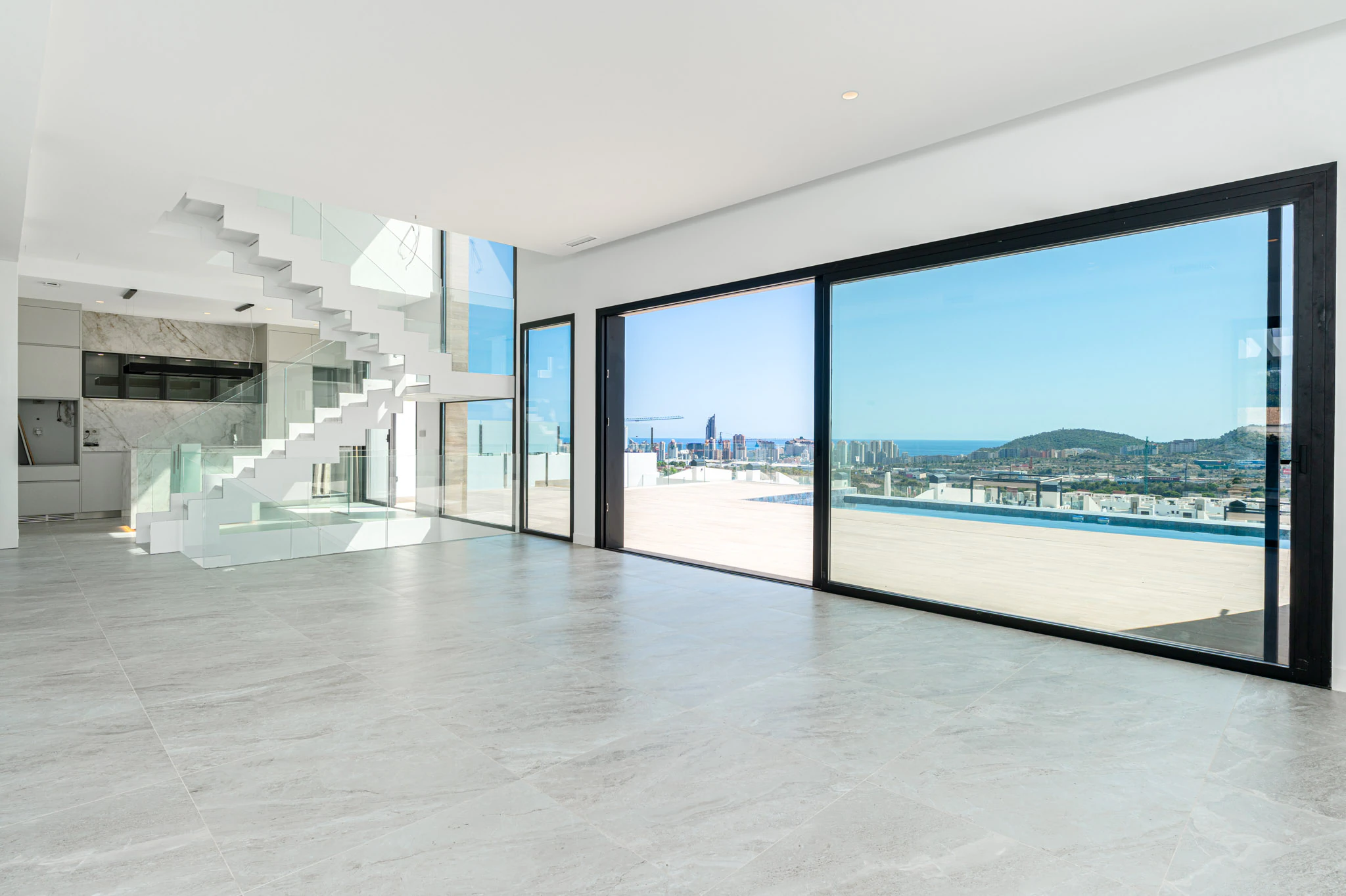 Neubau Moderne Villa zu verkaufen in Finestrat mit Meer- und Bergblick - Fertigstellungstermin: Dezember 2026