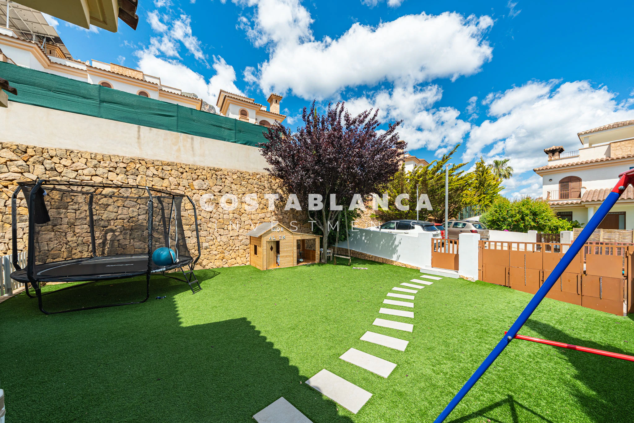 Modern Mediterranean villa For Sale in Polop