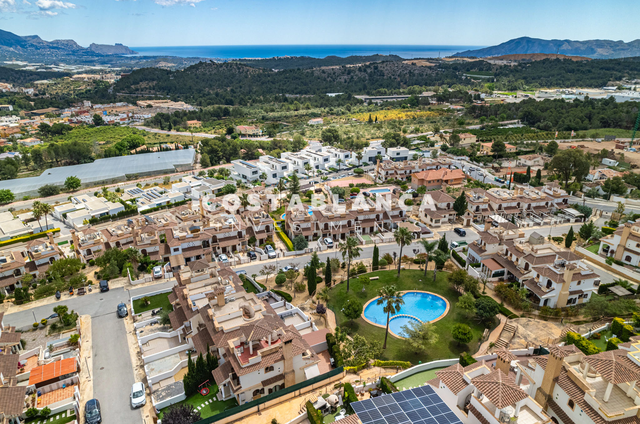 Modern Mediterranean villa For Sale in Polop
