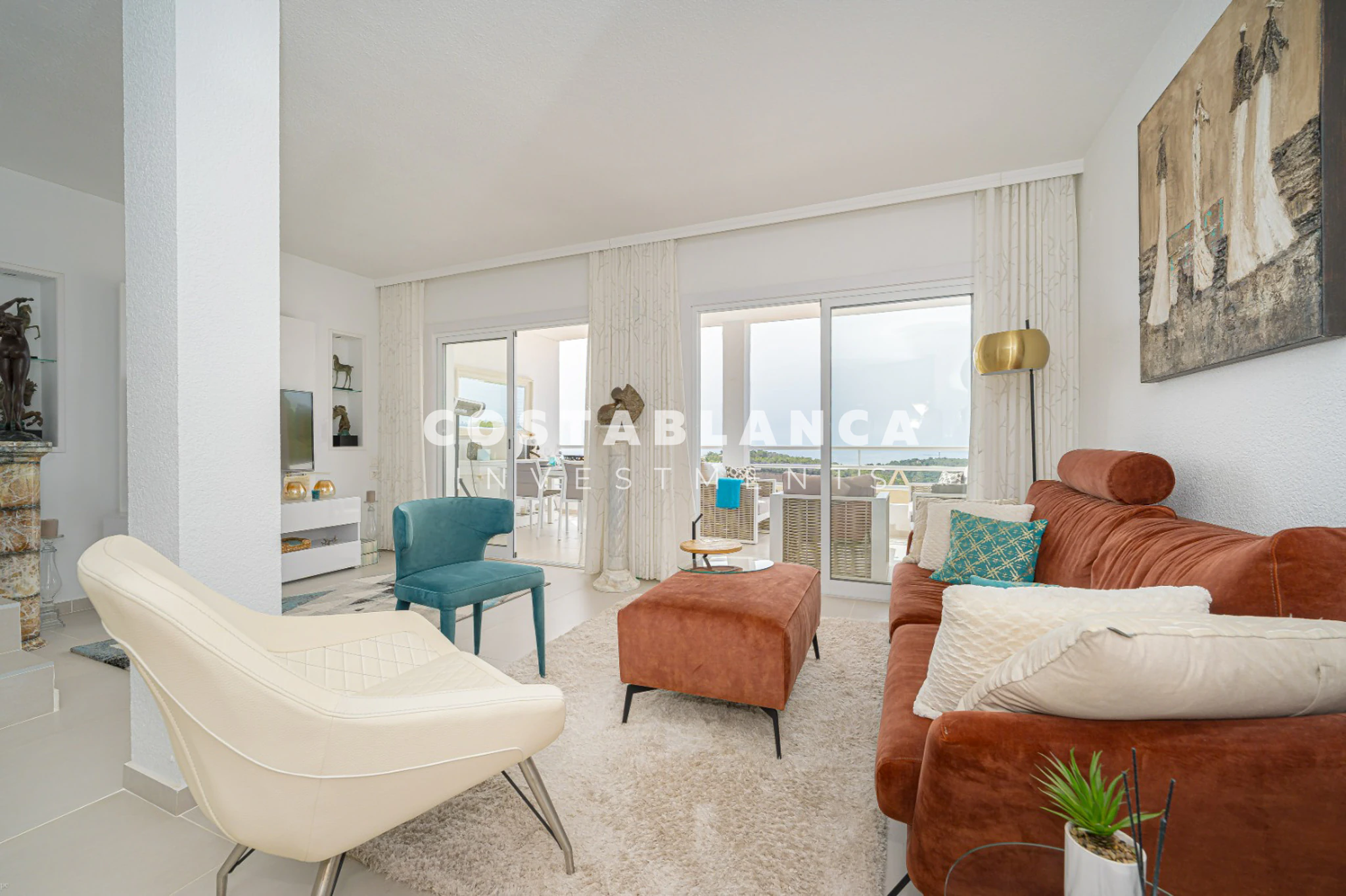 Exclusive duplex apartment with panoramic golf and sea views in Altea La Vella