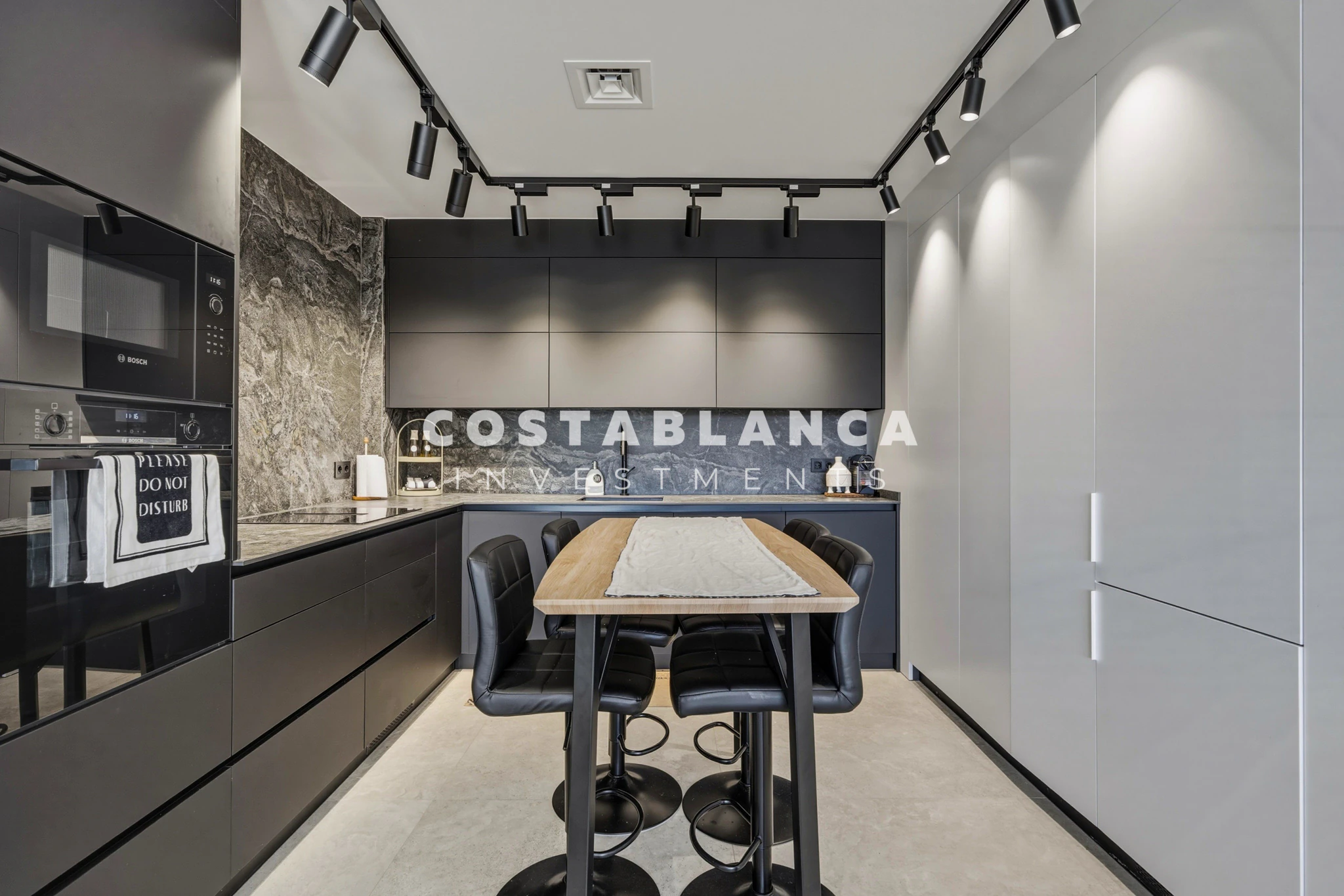 Luxury Apartment with Stunning Views in Finestrat