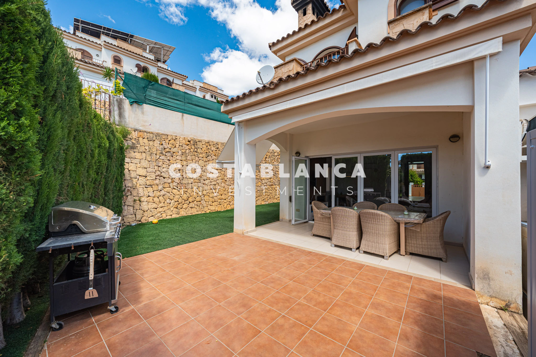 Modern Mediterranean villa For Sale in Polop