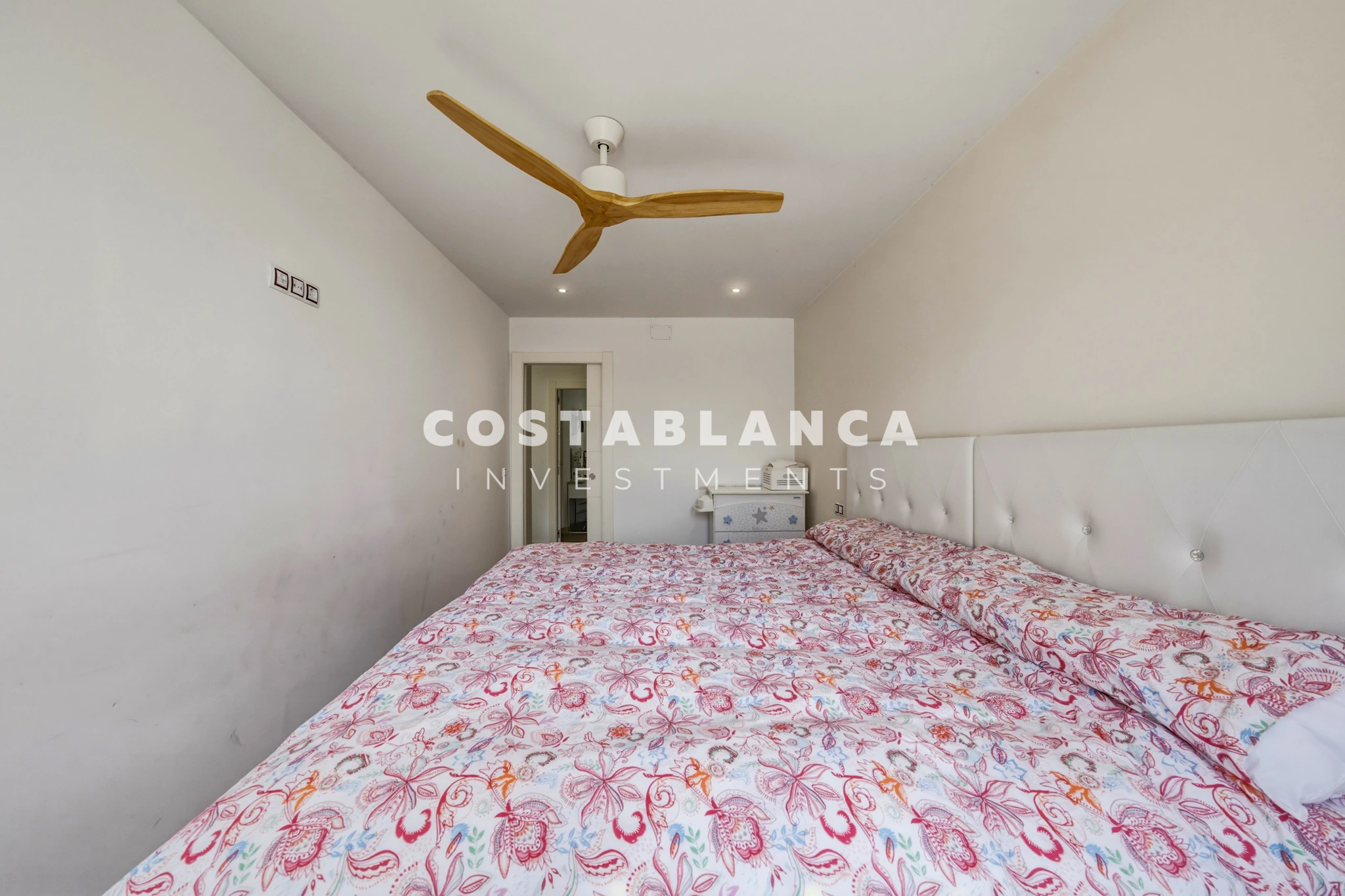 Modern Mediterranean villa For Sale in Polop