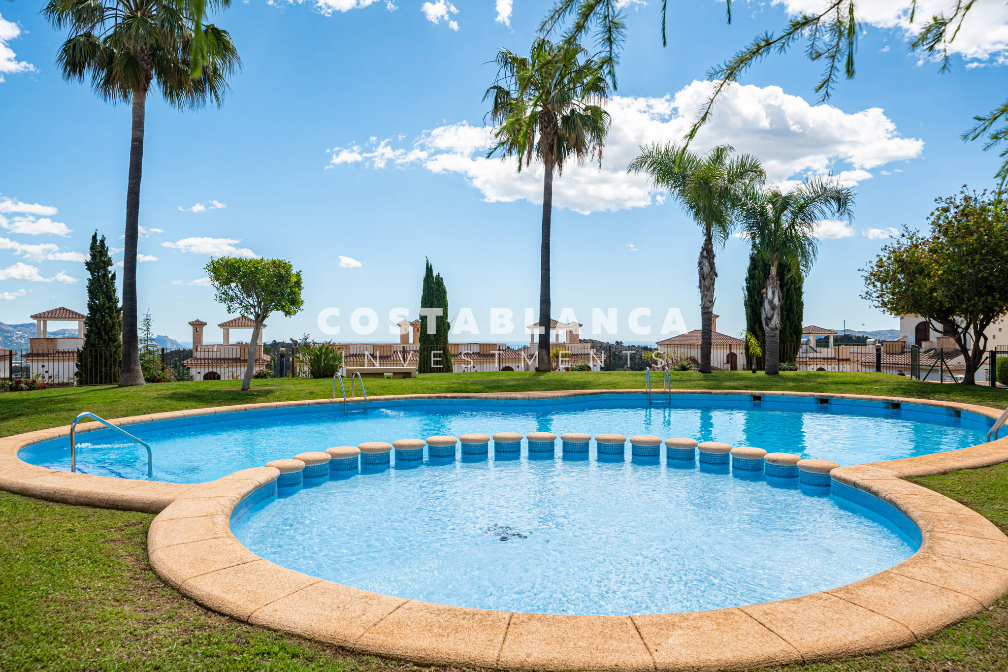 Modern Mediterranean villa For Sale in Polop