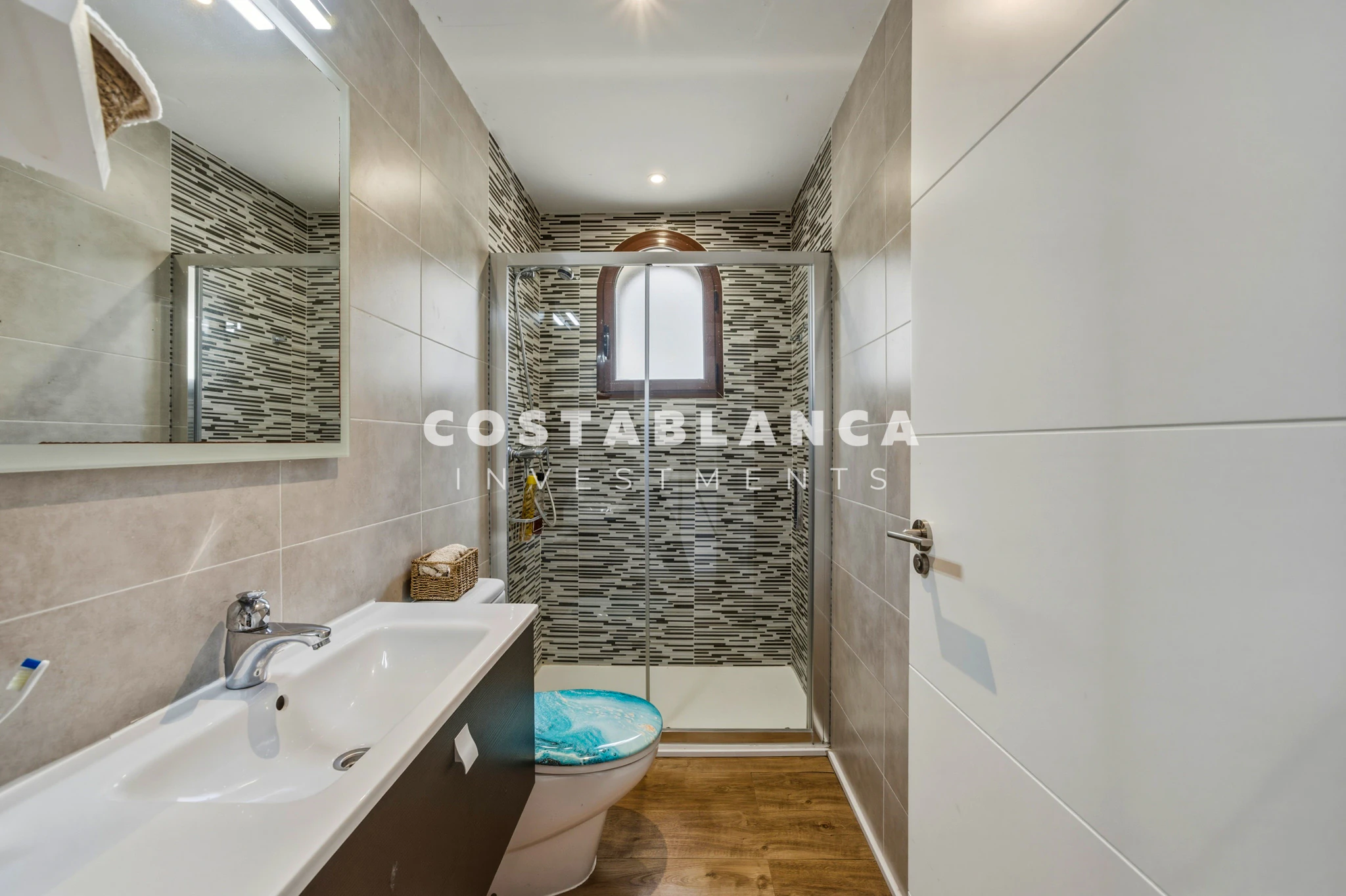 Modern Mediterranean villa For Sale in Polop