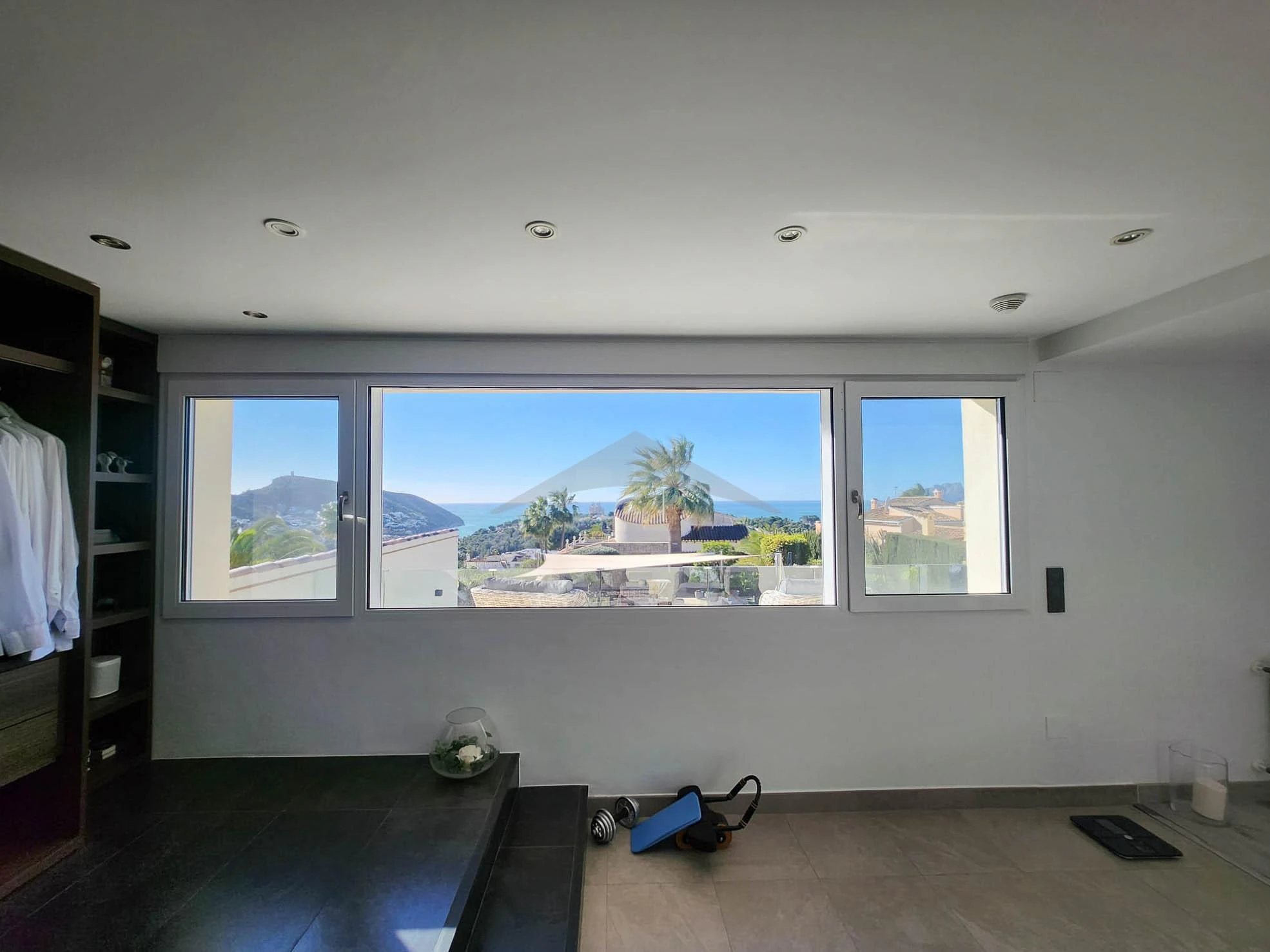 Stunning villa with sea views for sale in Moraira
