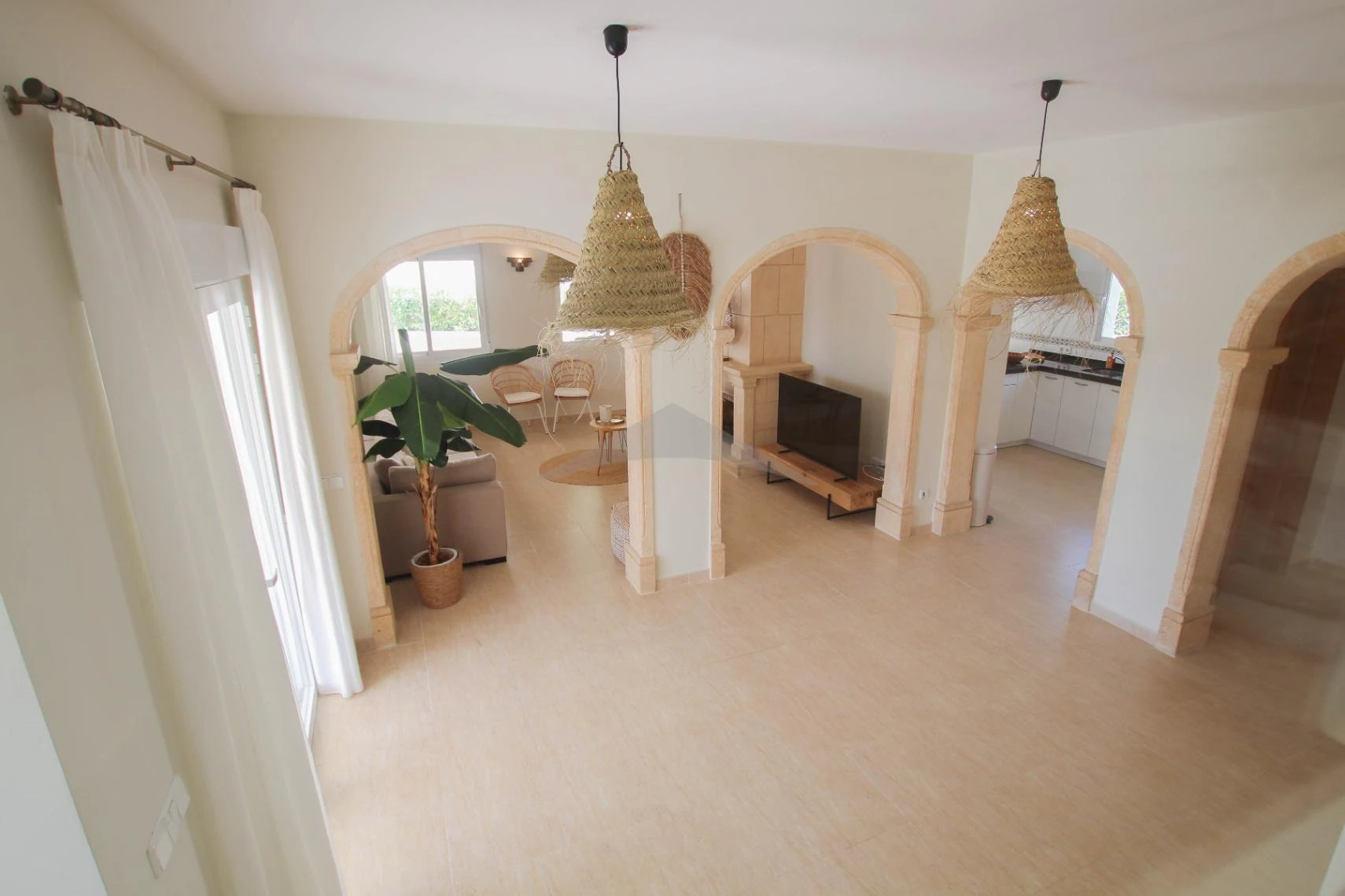 Renovated spacious villa for sale in Moraira