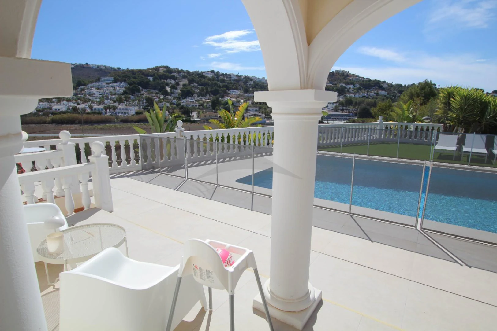Renovated spacious villa for sale in Moraira