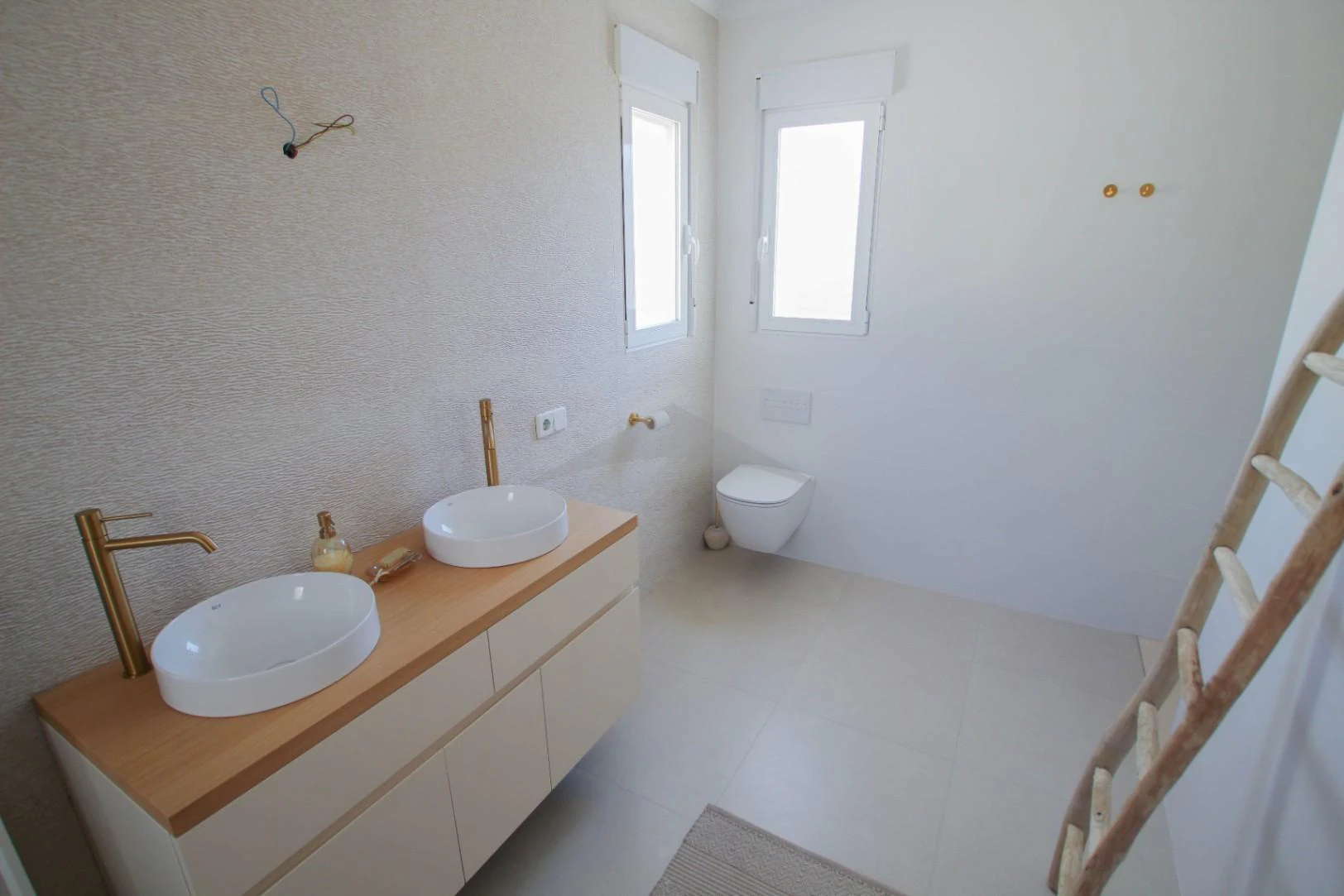 Renovated spacious villa for sale in Moraira