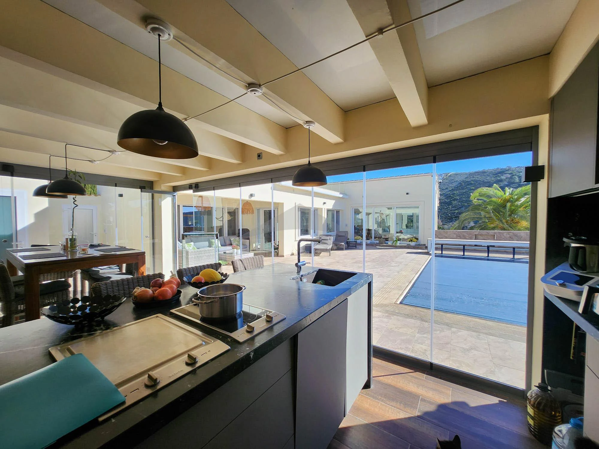 Stunning villa with sea views for sale in Moraira