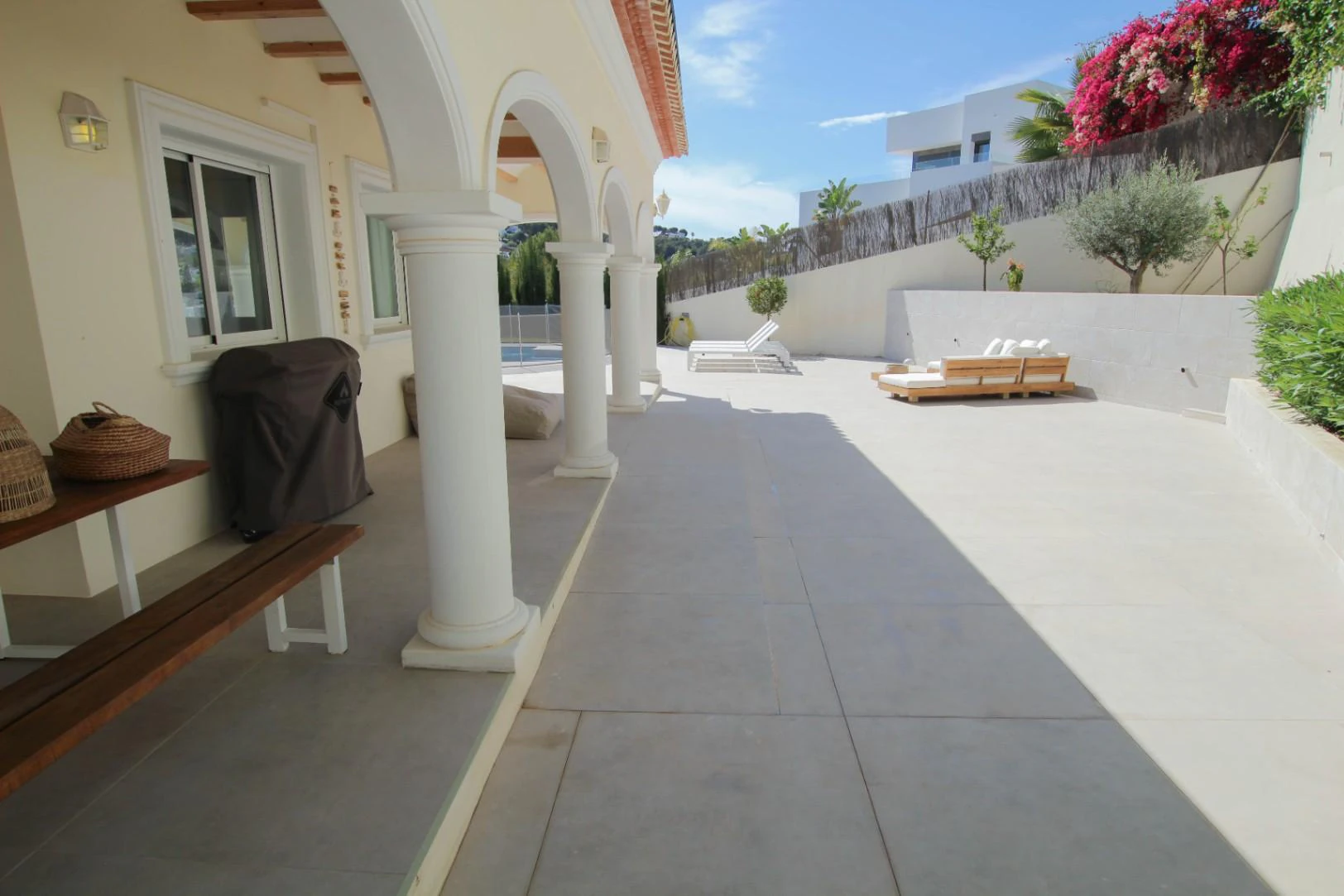 Renovated spacious villa for sale in Moraira