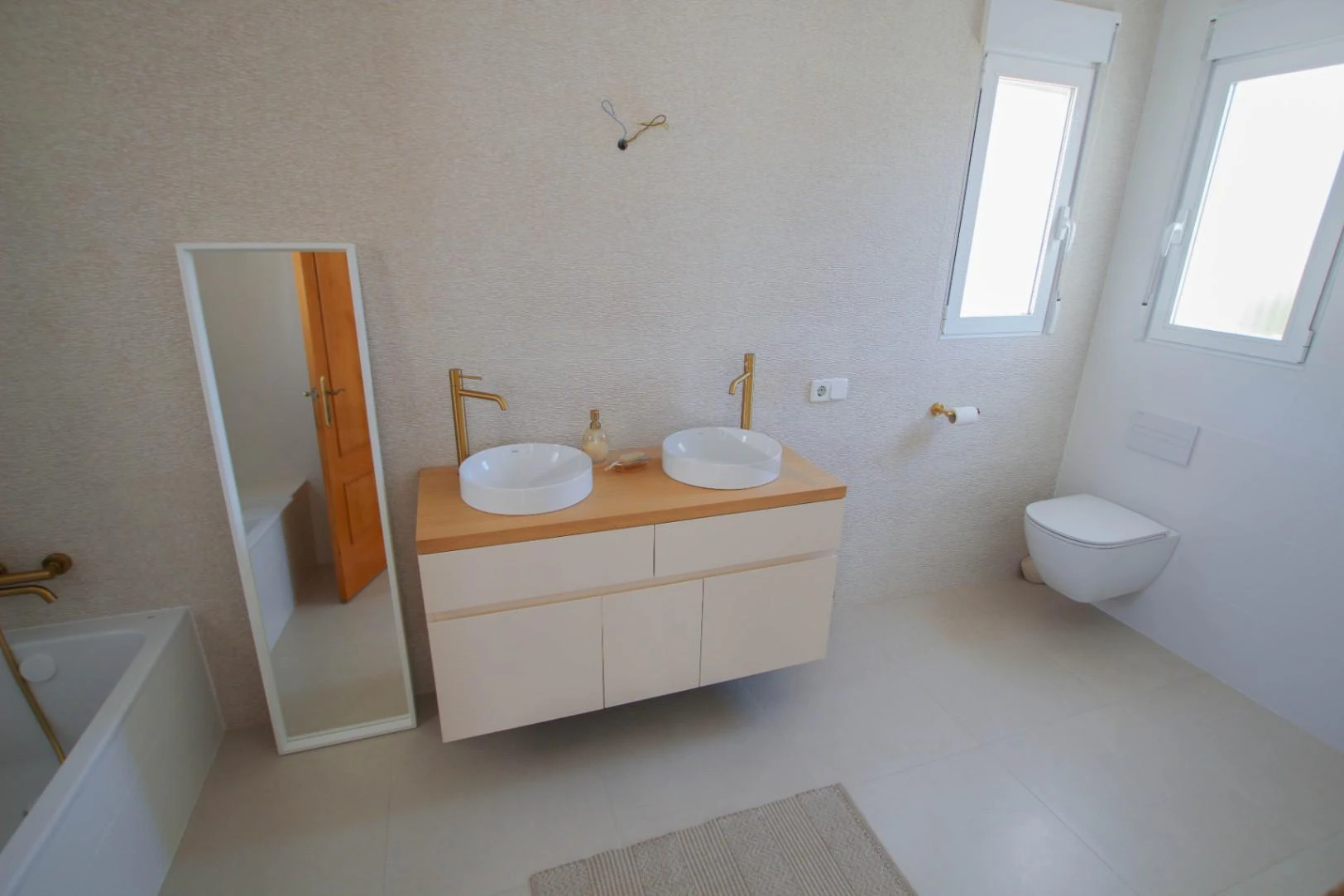 Renovated spacious villa for sale in Moraira