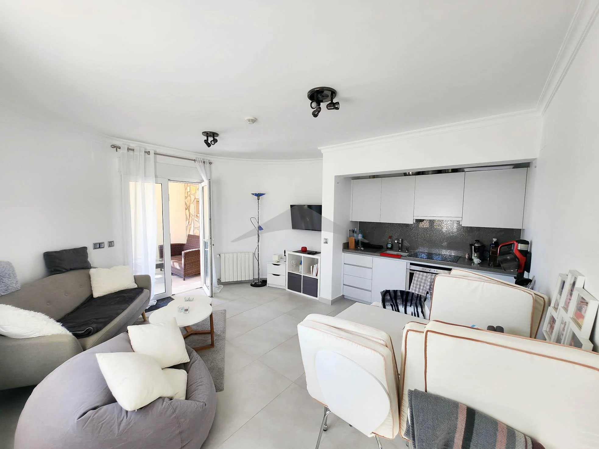 Stunning villa with sea views for sale in Moraira