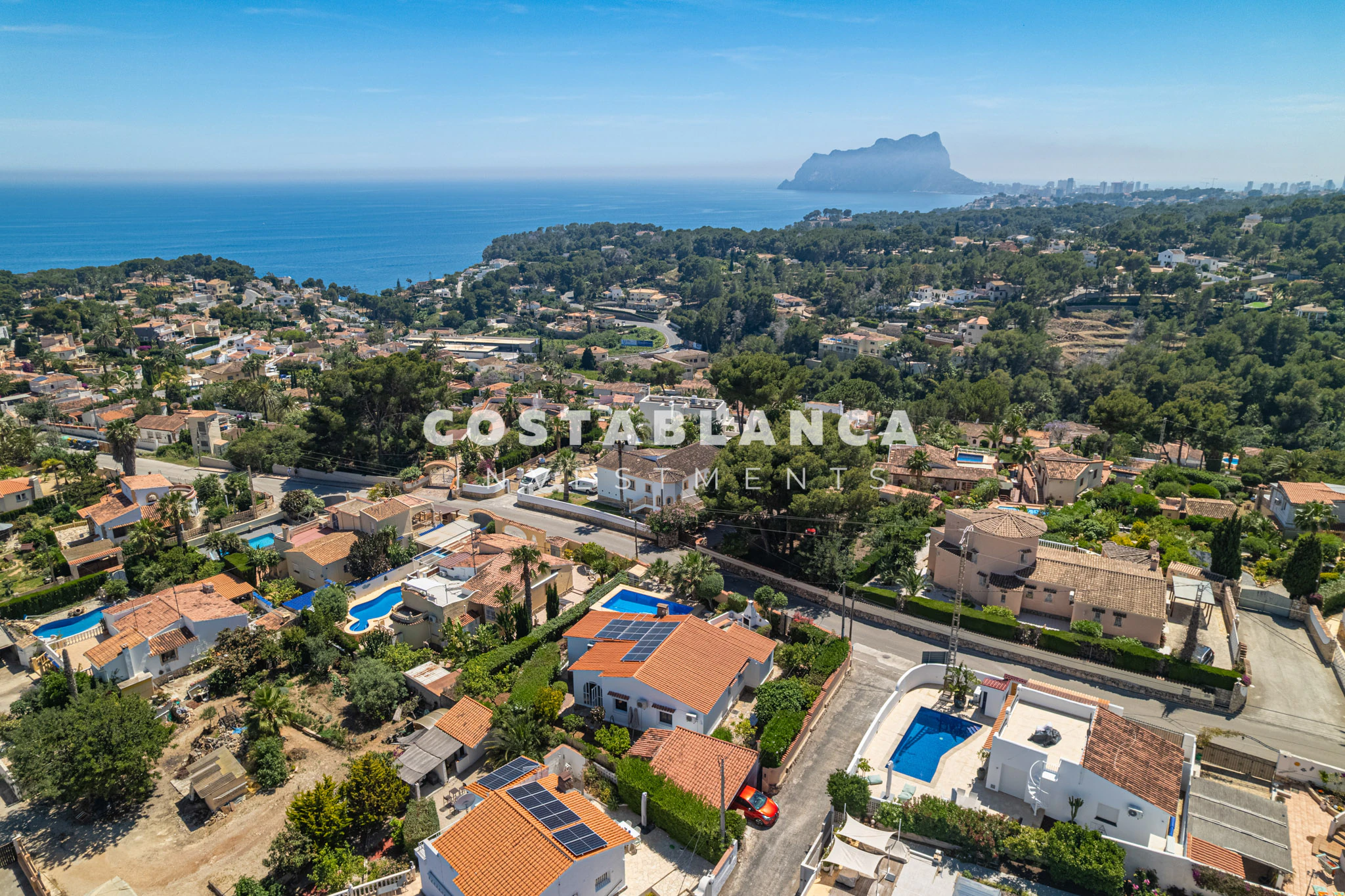 Fully Renovated  Villa For Sale in Benissa