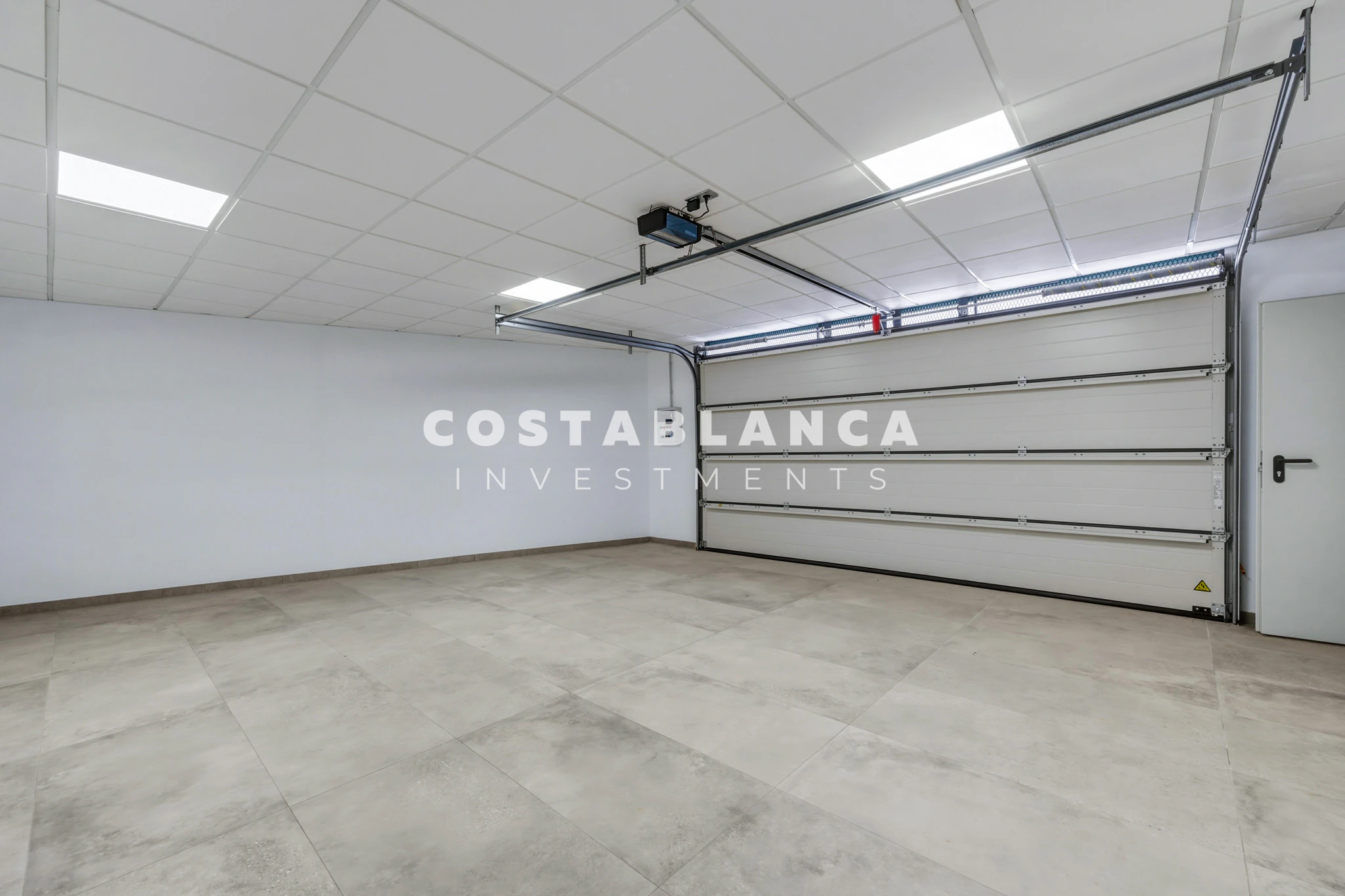 Modern Luxury Villa with Elevator, Underfloor Heating & 25m Pool for sale in Finestrat
