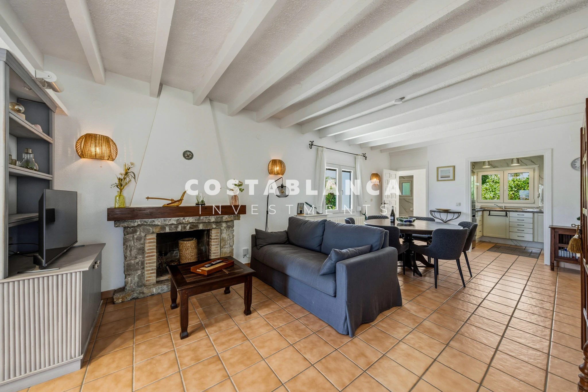 Fully Renovated  Villa For Sale in Benissa