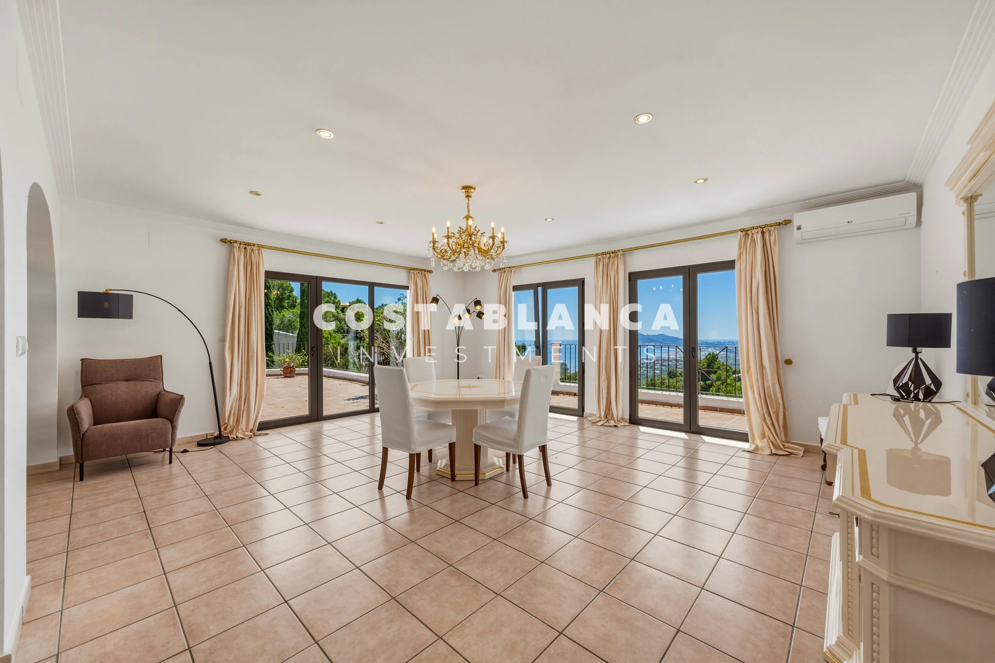 Luxury villa For sale in Altea la Vella