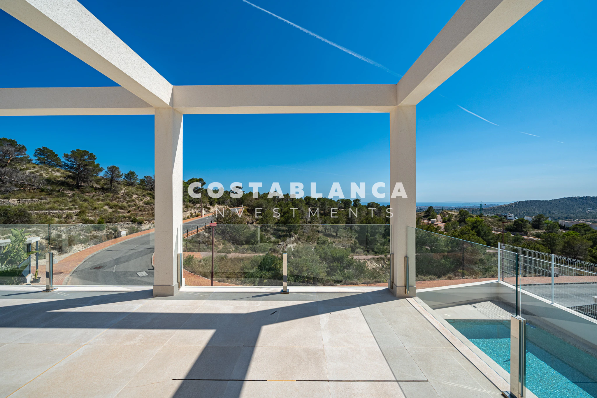 Modern Luxury Villa with Elevator, Underfloor Heating & 25m Pool for sale in Finestrat