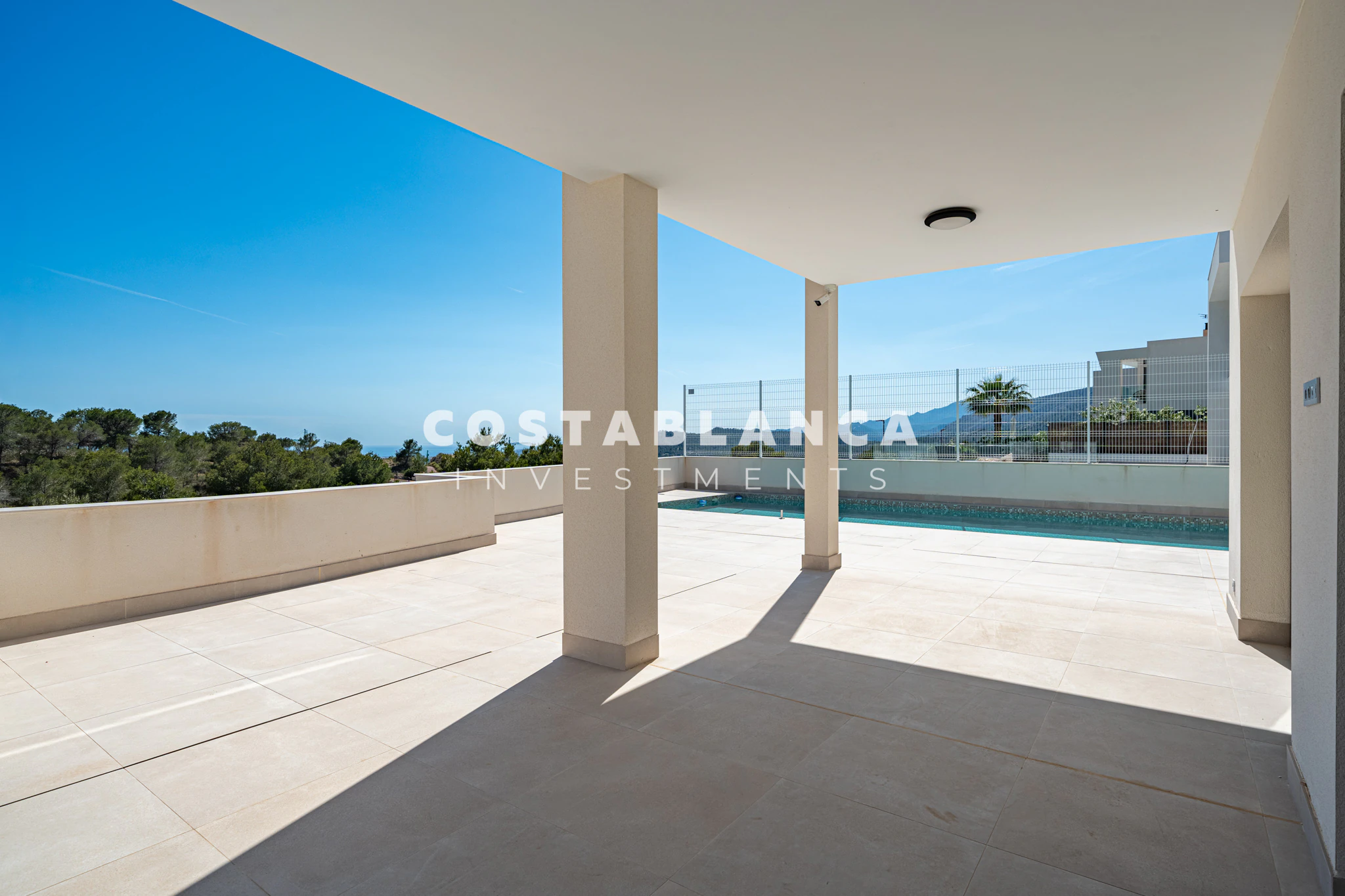 Modern Luxury Villa with Elevator, Underfloor Heating & 25m Pool for sale in Finestrat