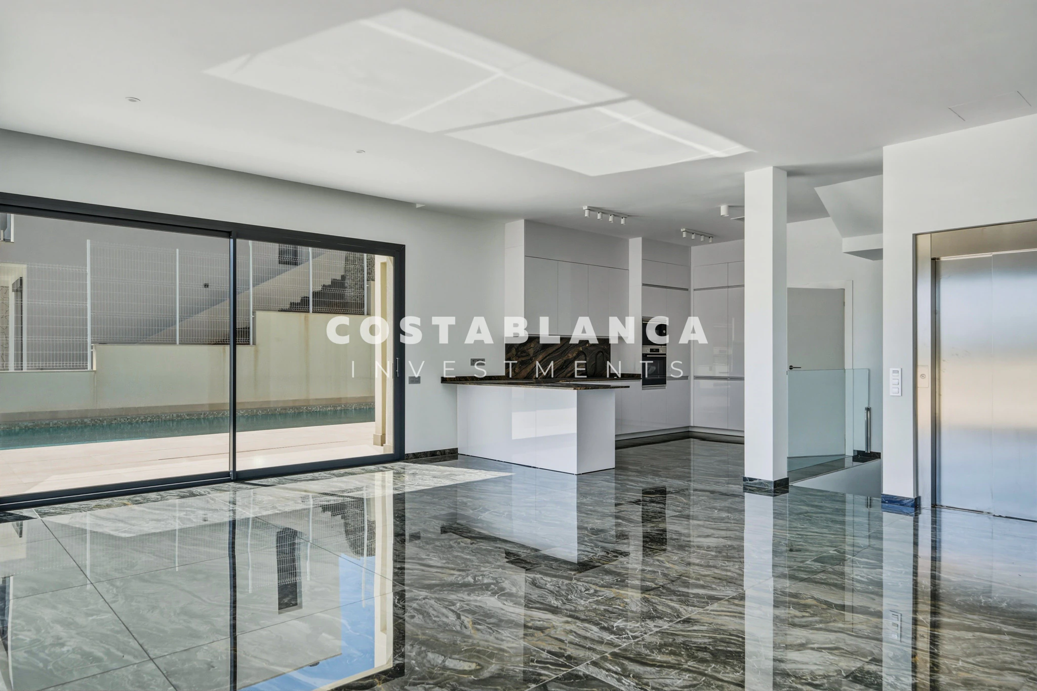 Modern Luxury Villa with Elevator, Underfloor Heating & 25m Pool for sale in Finestrat