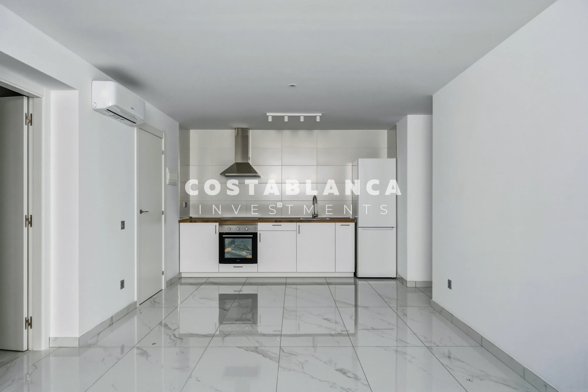Modern Luxury Villa with Elevator, Underfloor Heating & 25m Pool for sale in Finestrat