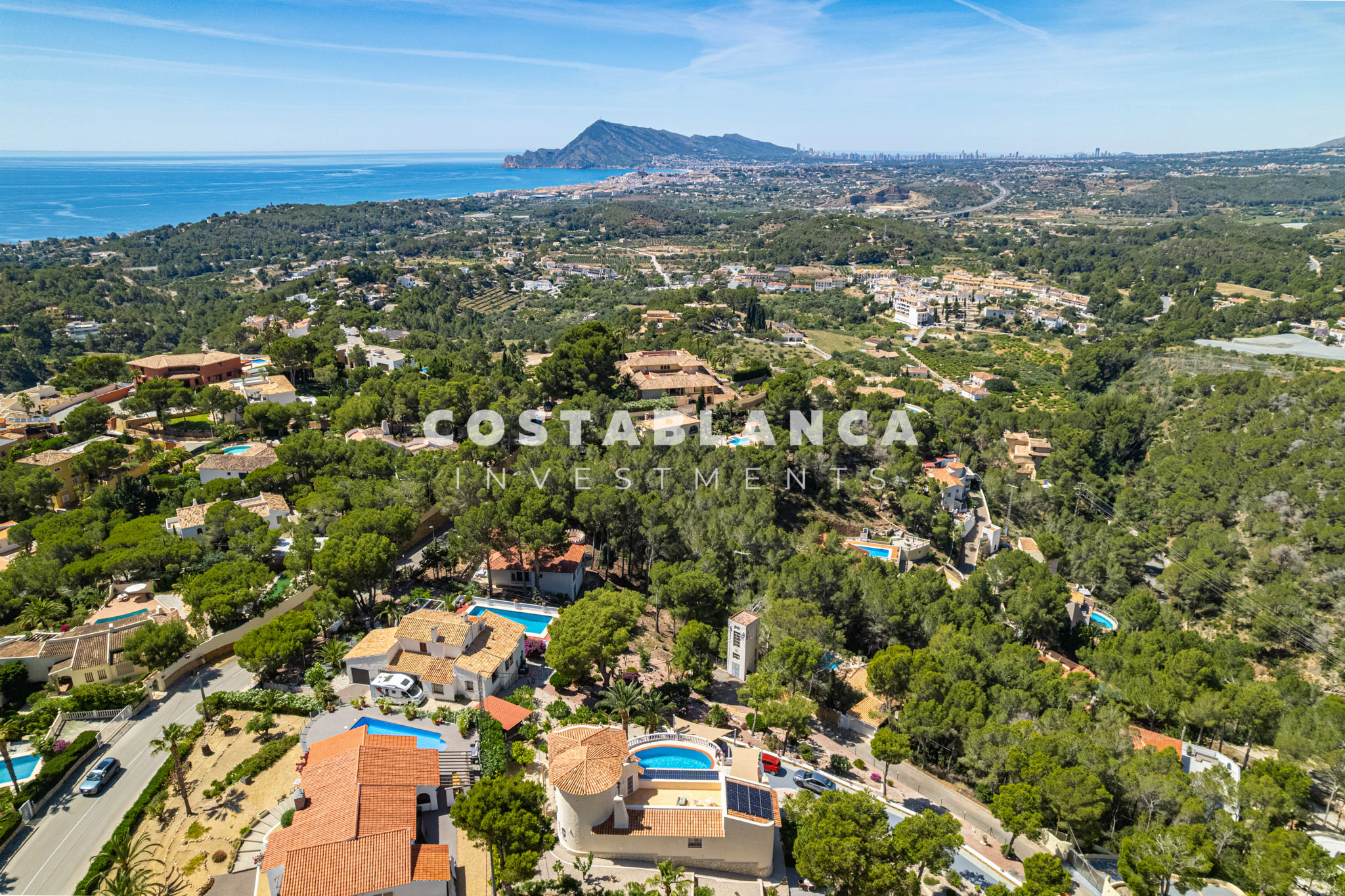 Beautiful Villa with Panoramic Sea Views for Sale in Altea
