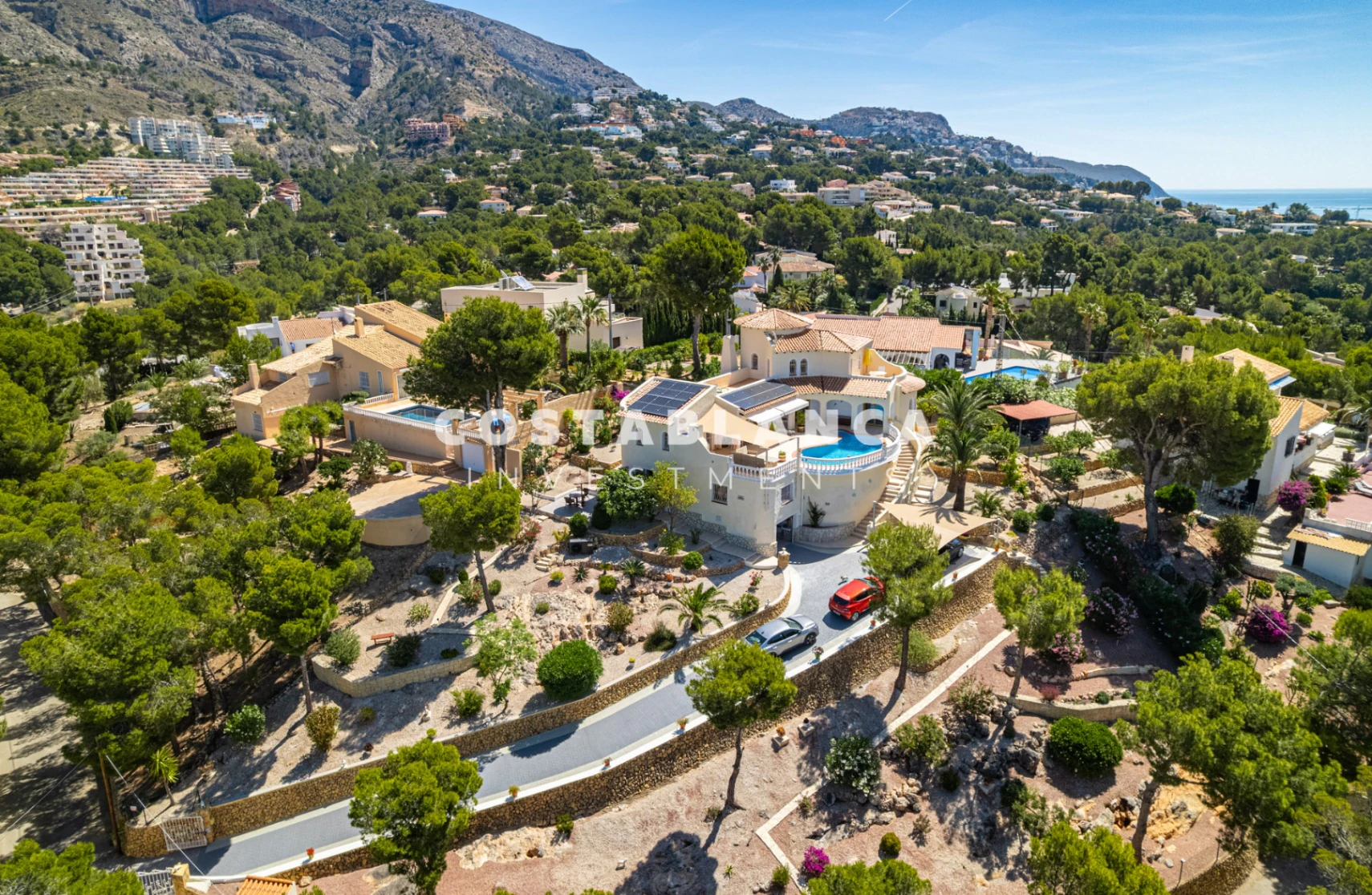 Beautiful Villa with Panoramic Sea Views for Sale in Altea
