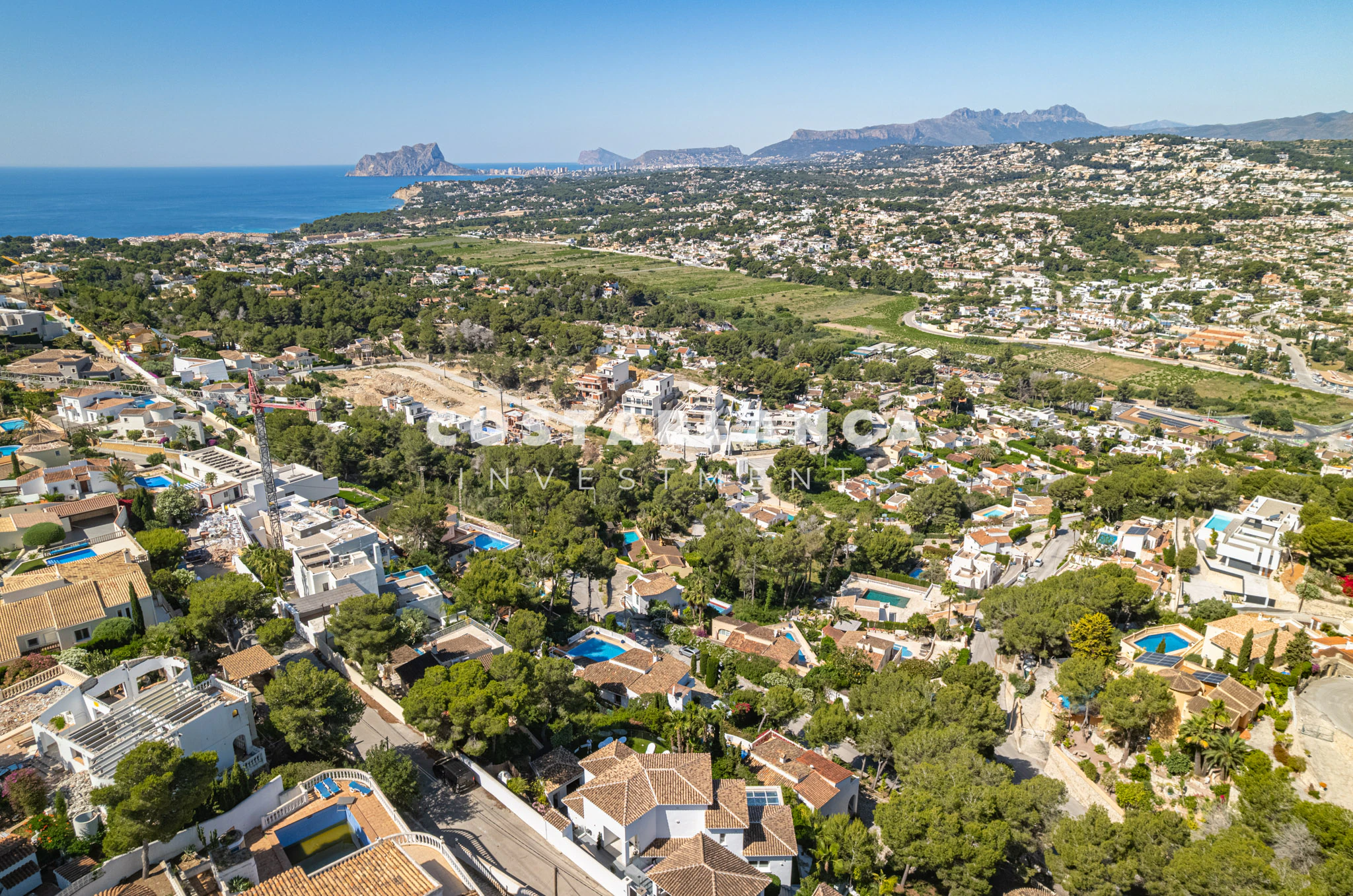 Beautiful Villa with Sea and Mountain Views for sale in Moraira
