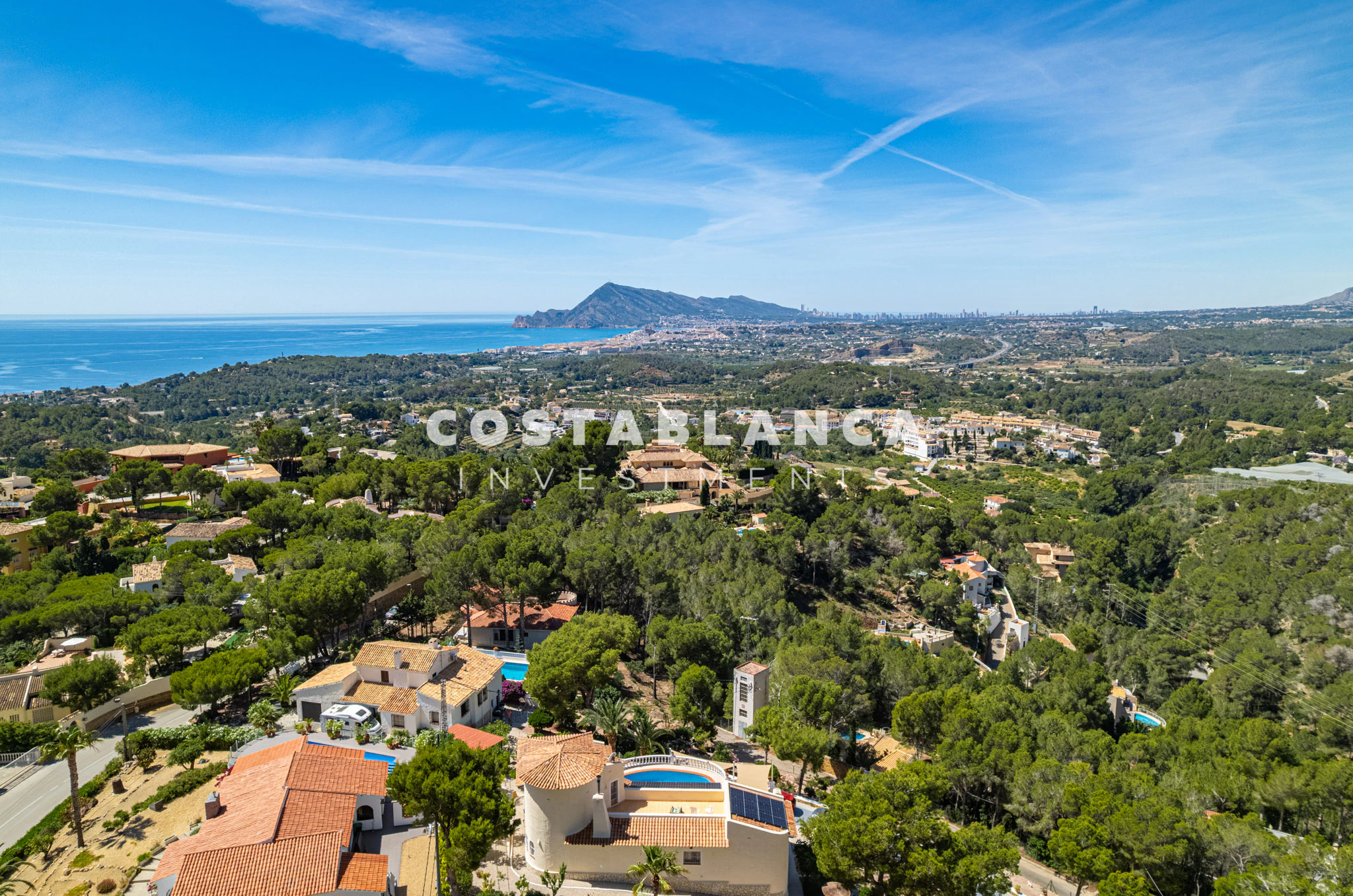 Beautiful Villa with Panoramic Sea Views for Sale in Altea