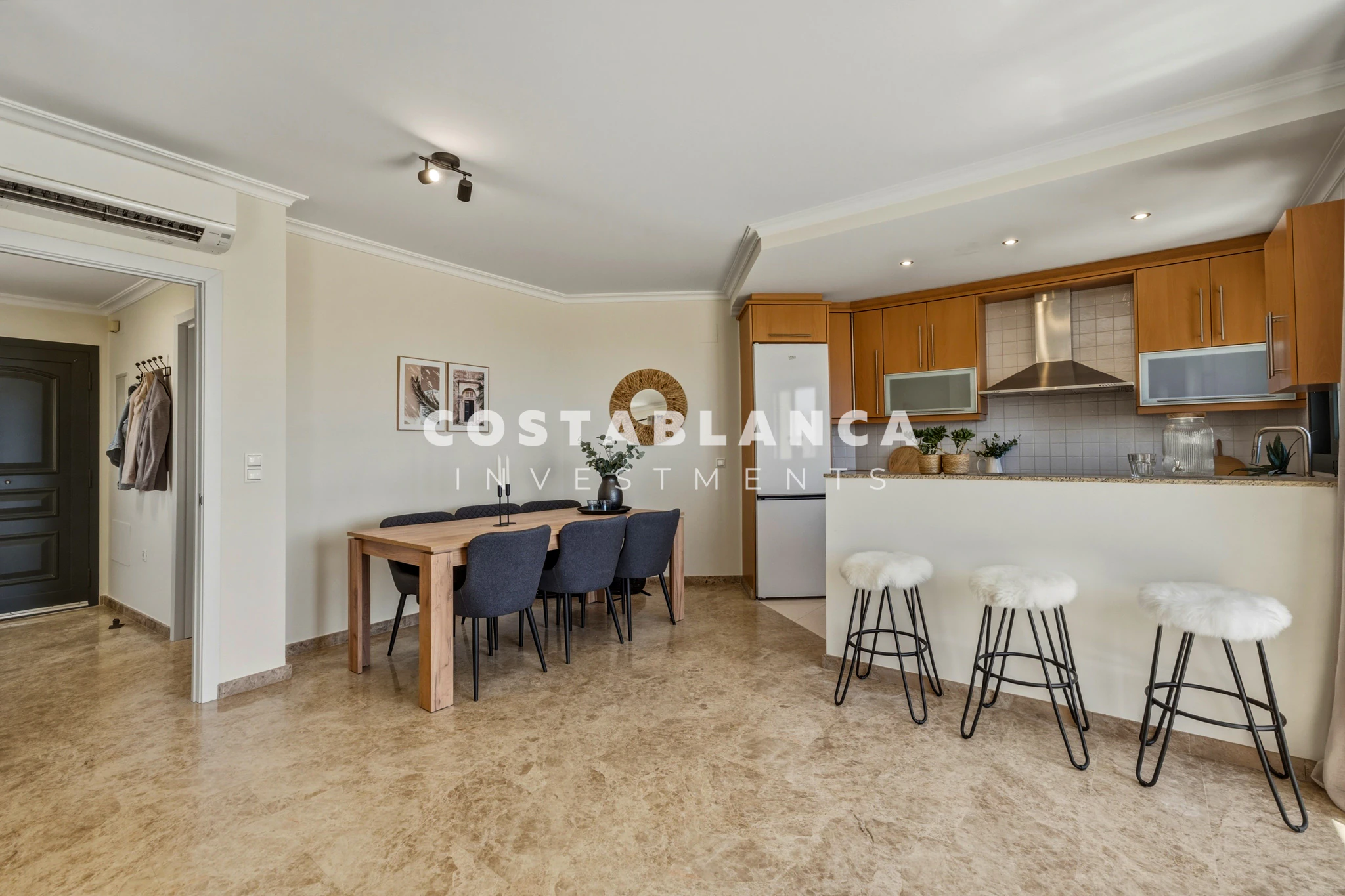 Modern Townhouse in Altea la Vella with large Terraces and Sun All Day
