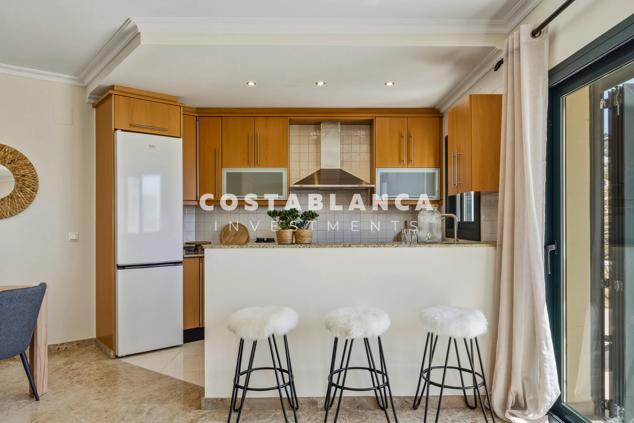 Modern Townhouse in Altea la Vella with large Terraces and Sun All Day