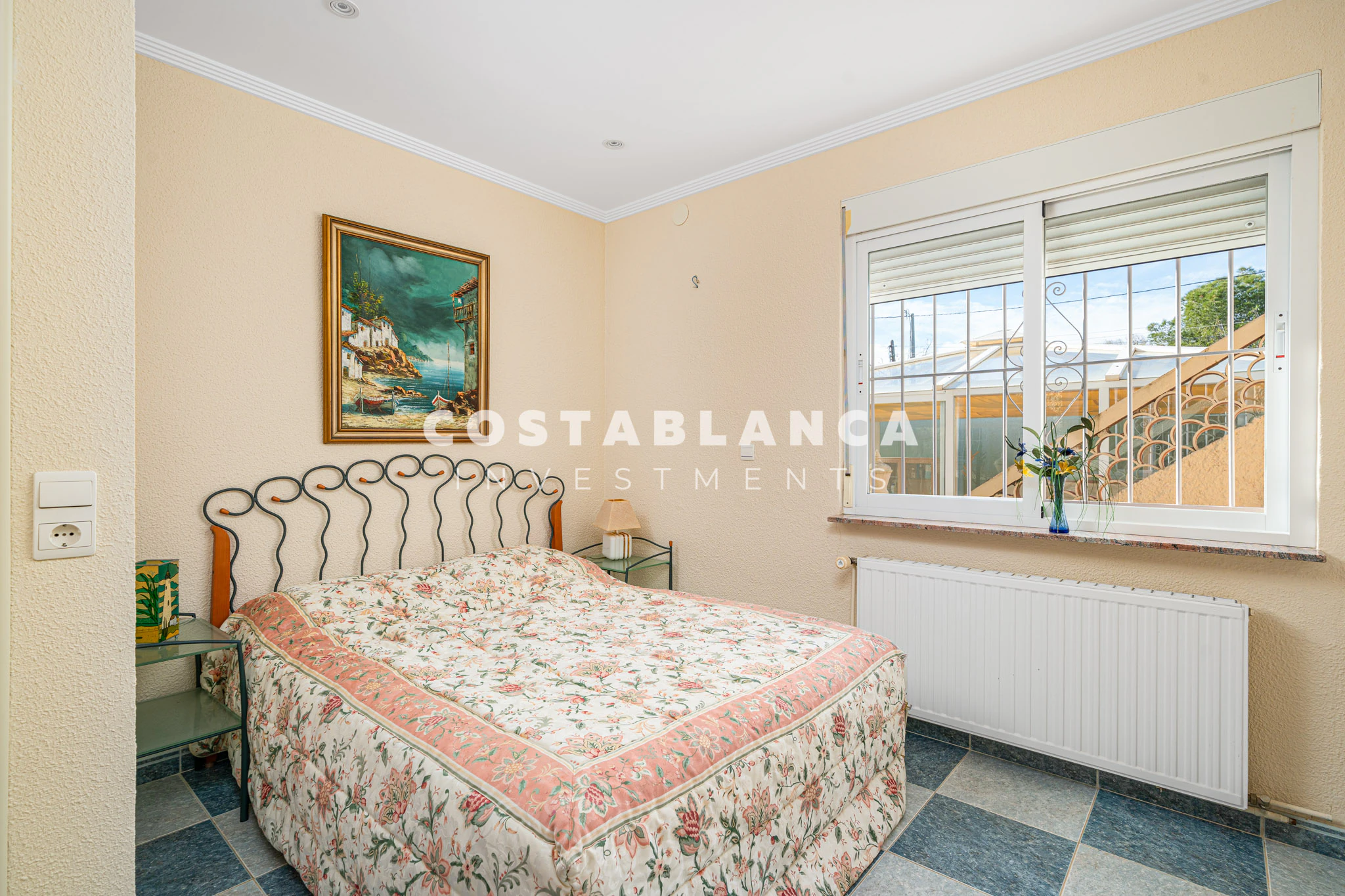 Single Floor Villa with Pool and Solar Panels in Quiet Area of L’Albir