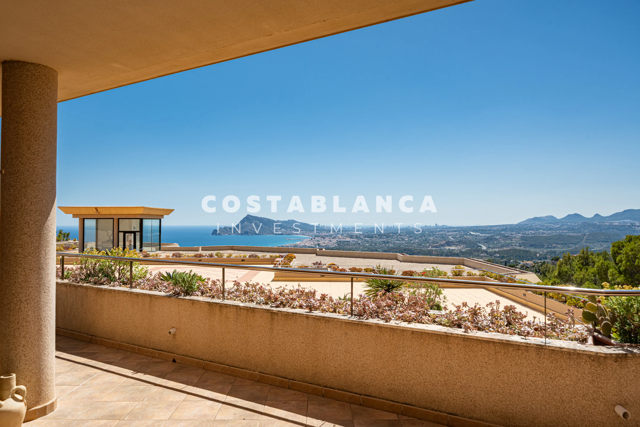 Luxury Apartment in Sierra de Altea with Stunning Sea Views