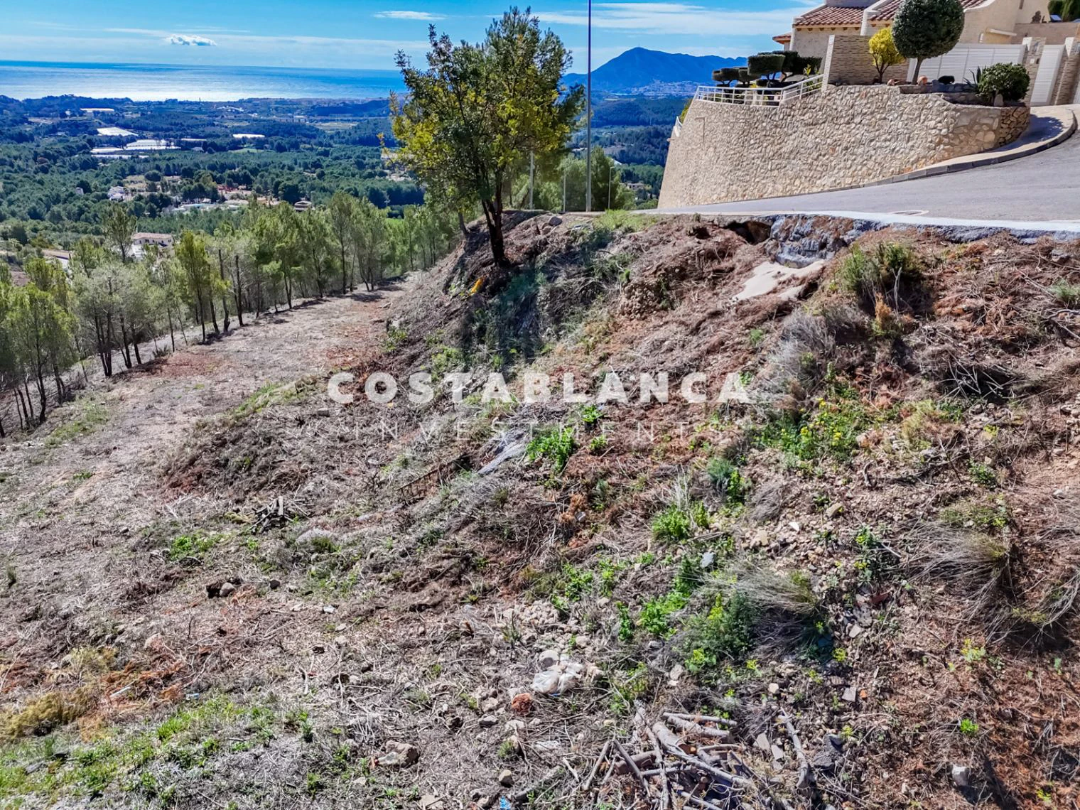 Large Building Plot with Sea & Mountain Views in Sierra de Altea