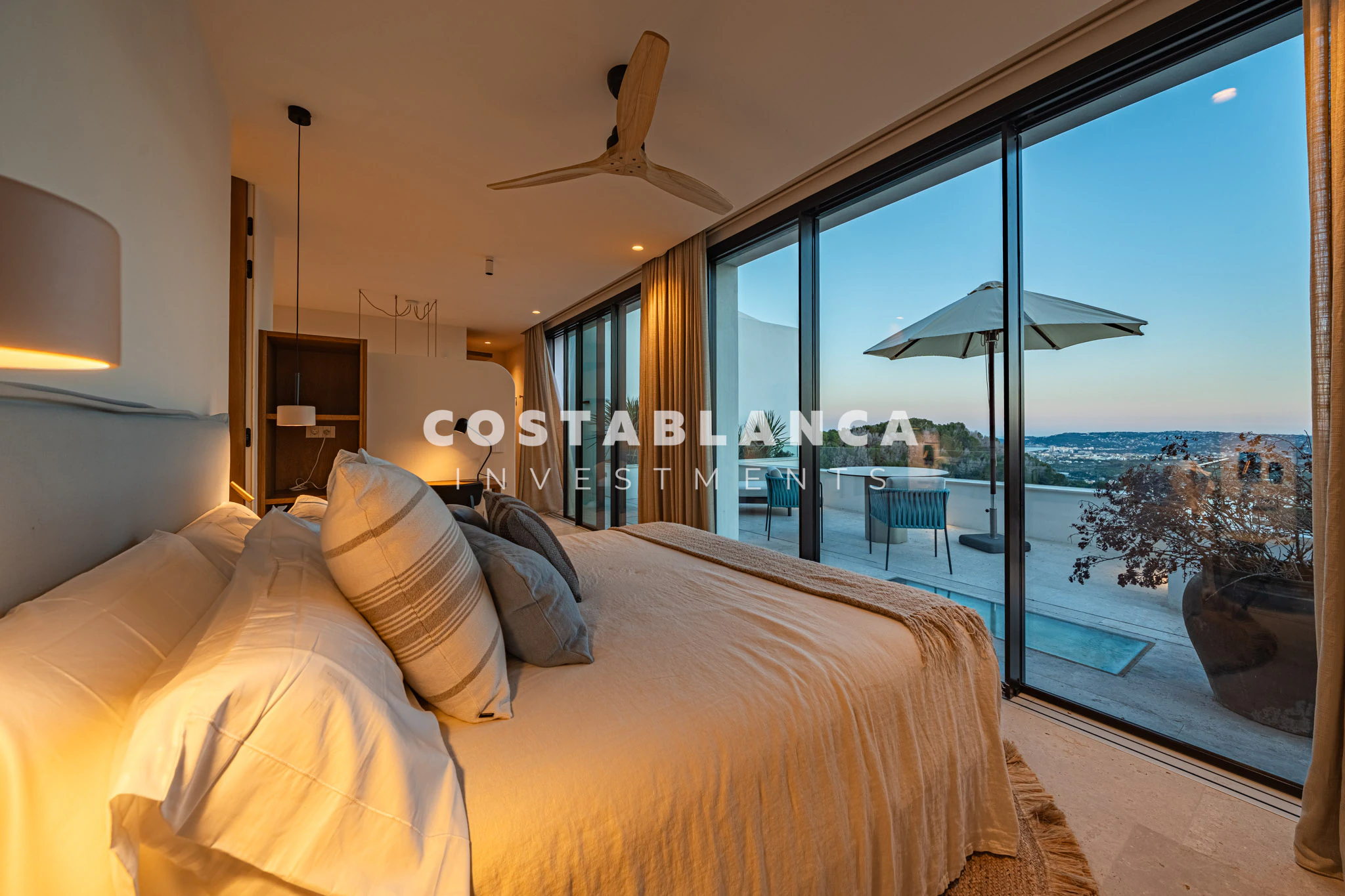 CA MALVA - Nouvelle villa moderne et écologique de luxe avec vues panoramiques dans la fabuleuse Javea, Espagne.