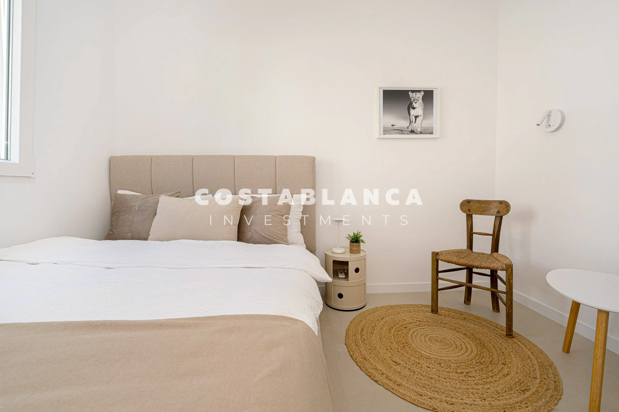 Fully Renovated Ibizan Villa with Sea and Mountain Views in Moraira