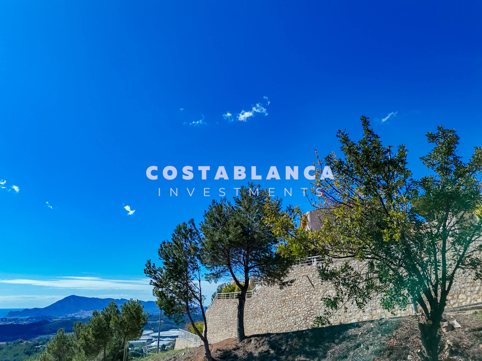 Building Plot with Sea and Mountain Views in Sierra de Altea